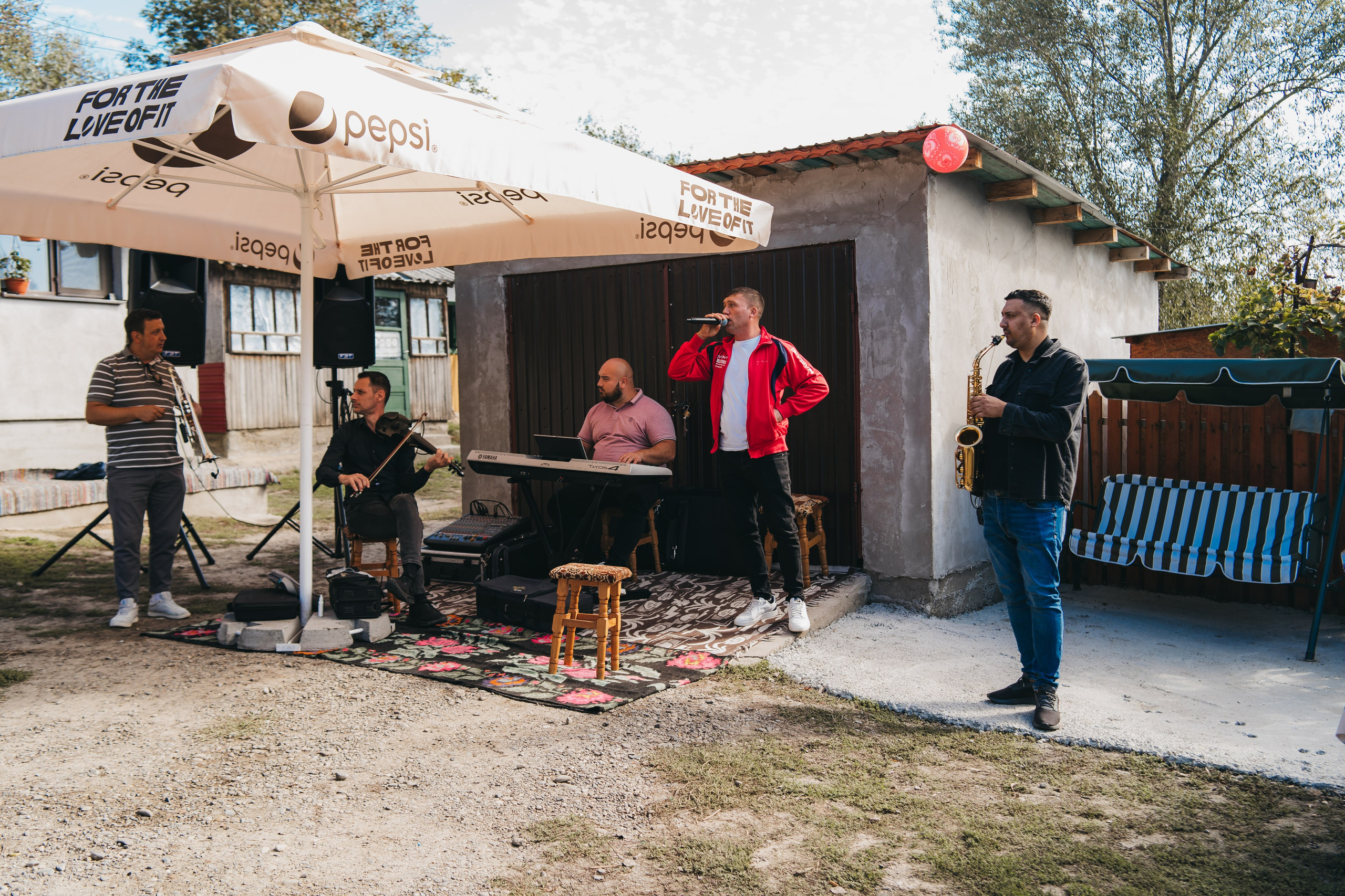 Robert si Mada. Foto-Video Nunta Iasi, Suceava, Bucuresti / Disponibilitate 2025 — 2026 — 2027