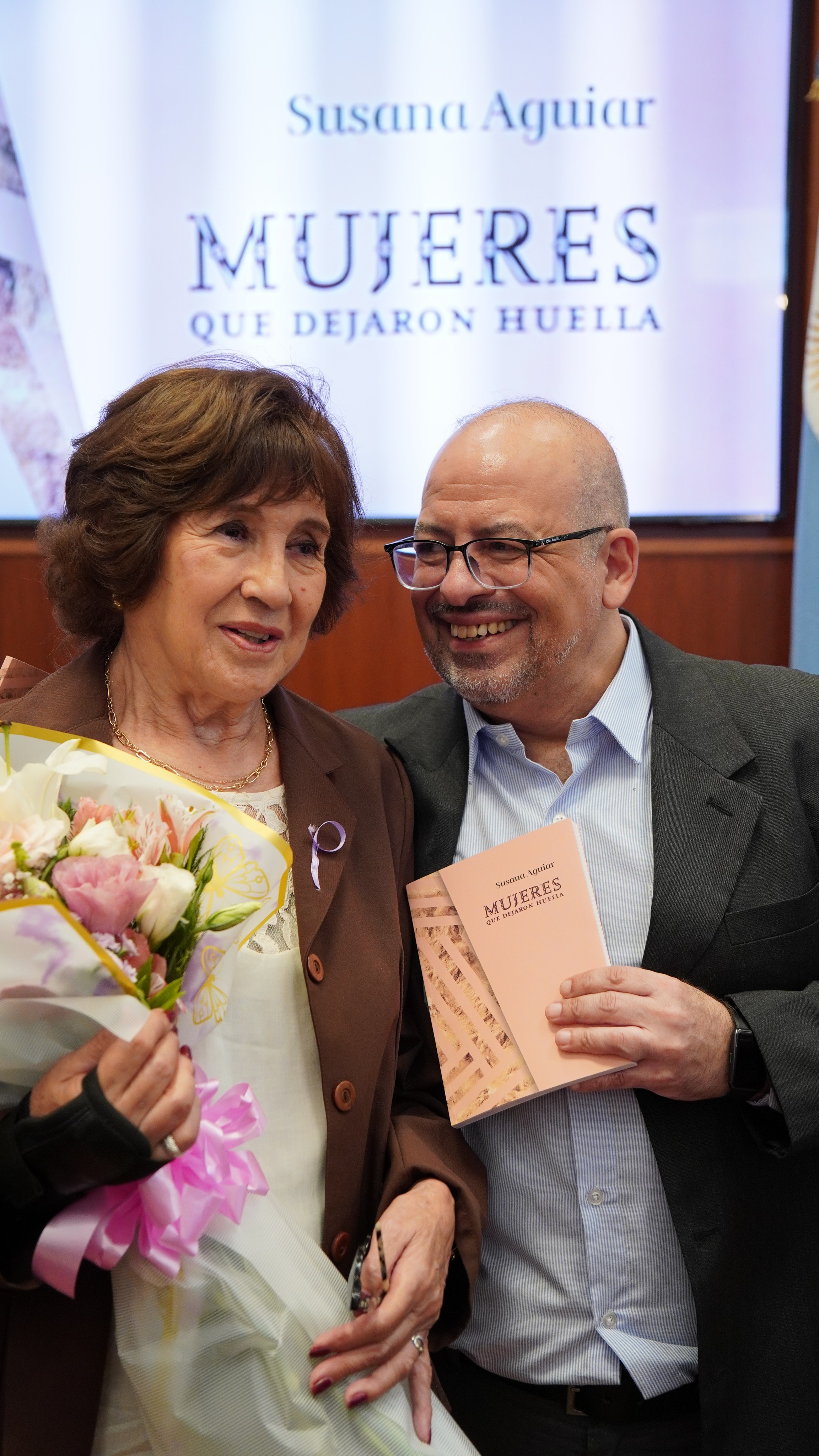 Presentación de libro, Legislatura de Jujuy. Cuarta Pared