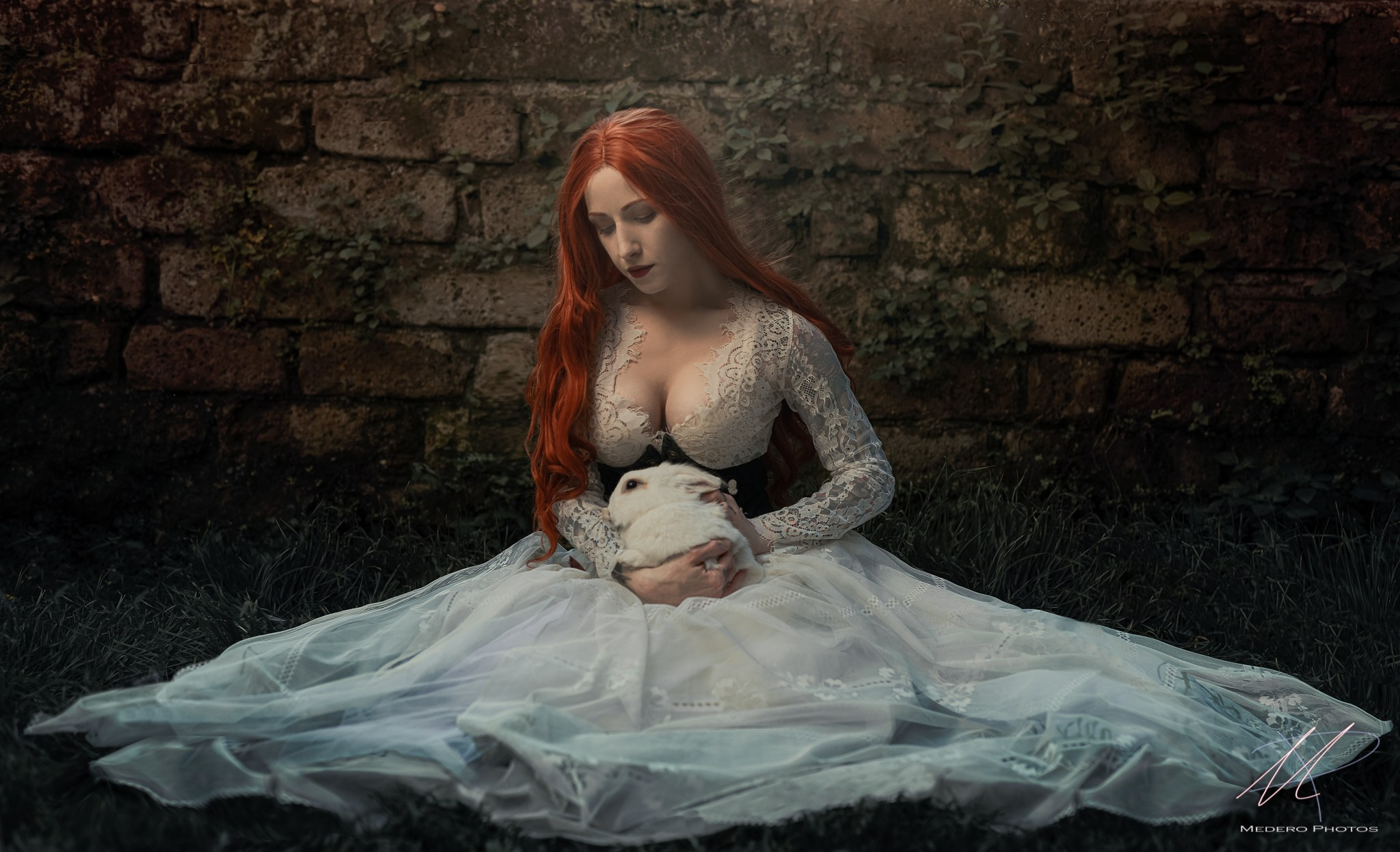 Claire. Medero Photos