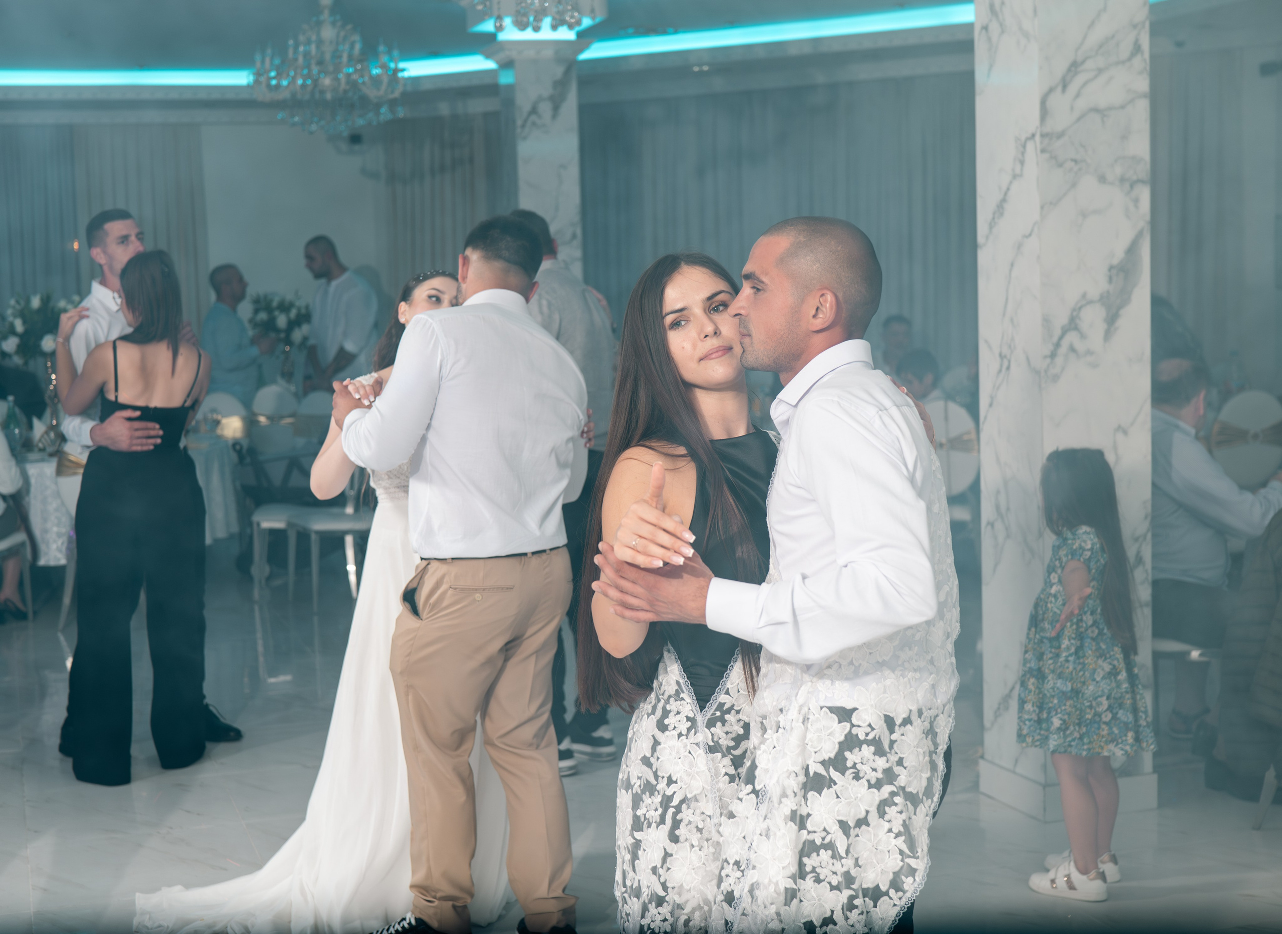 Constantin & Andreea. Fotograful și Cameramanul familiei dvs în Franța Paul Photographer