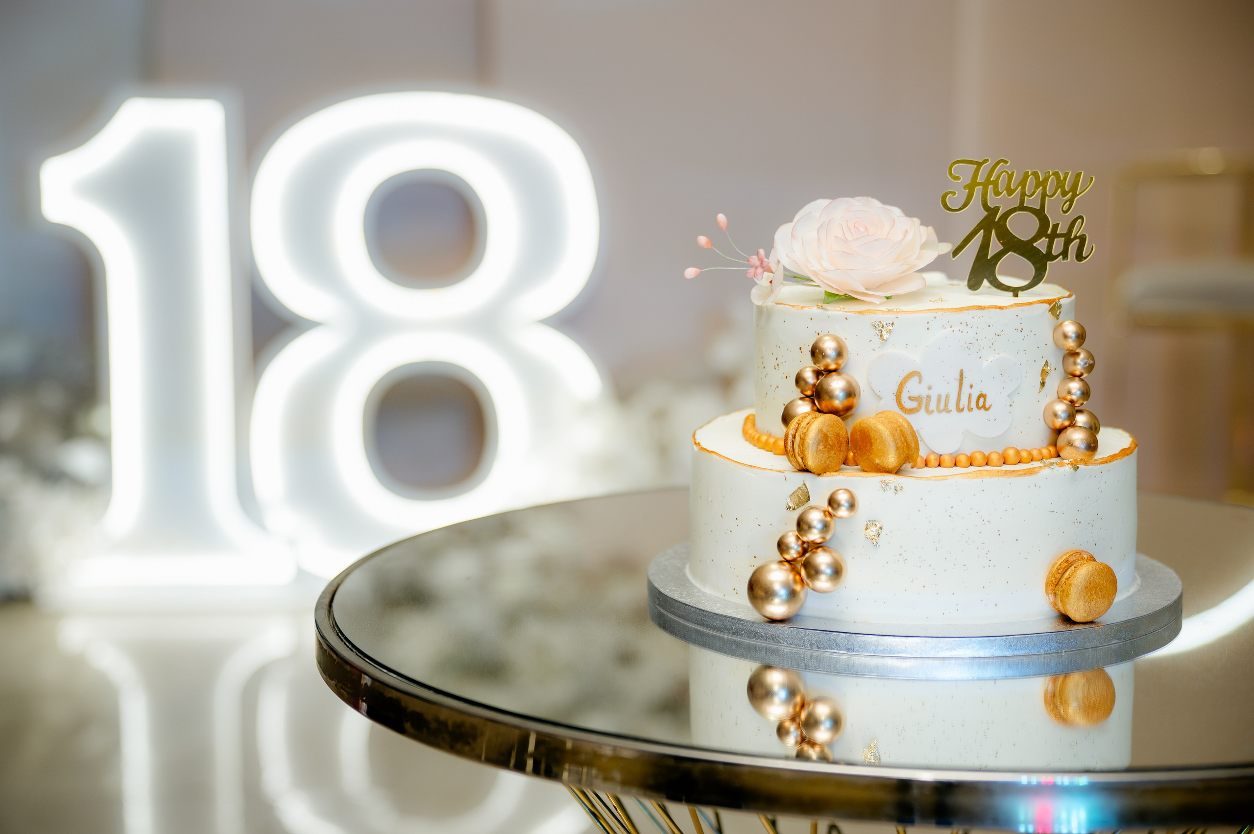 Majorat Giulia. Andrei Samuel – Fotograf București | Evenimente, Studio, Imobiliare, Produs