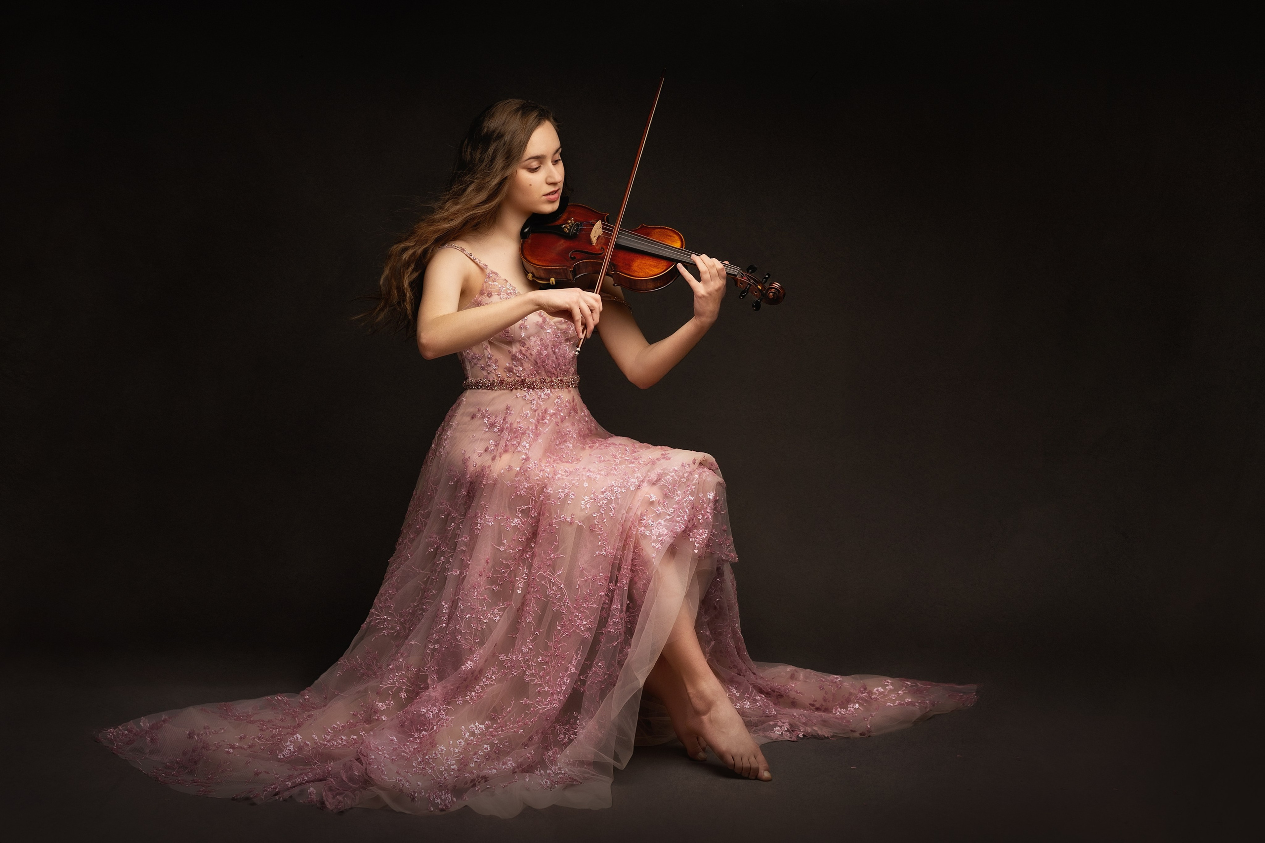 Alena. Wedding & portrait photography in the Seattle Area. Helen Michelle photographer