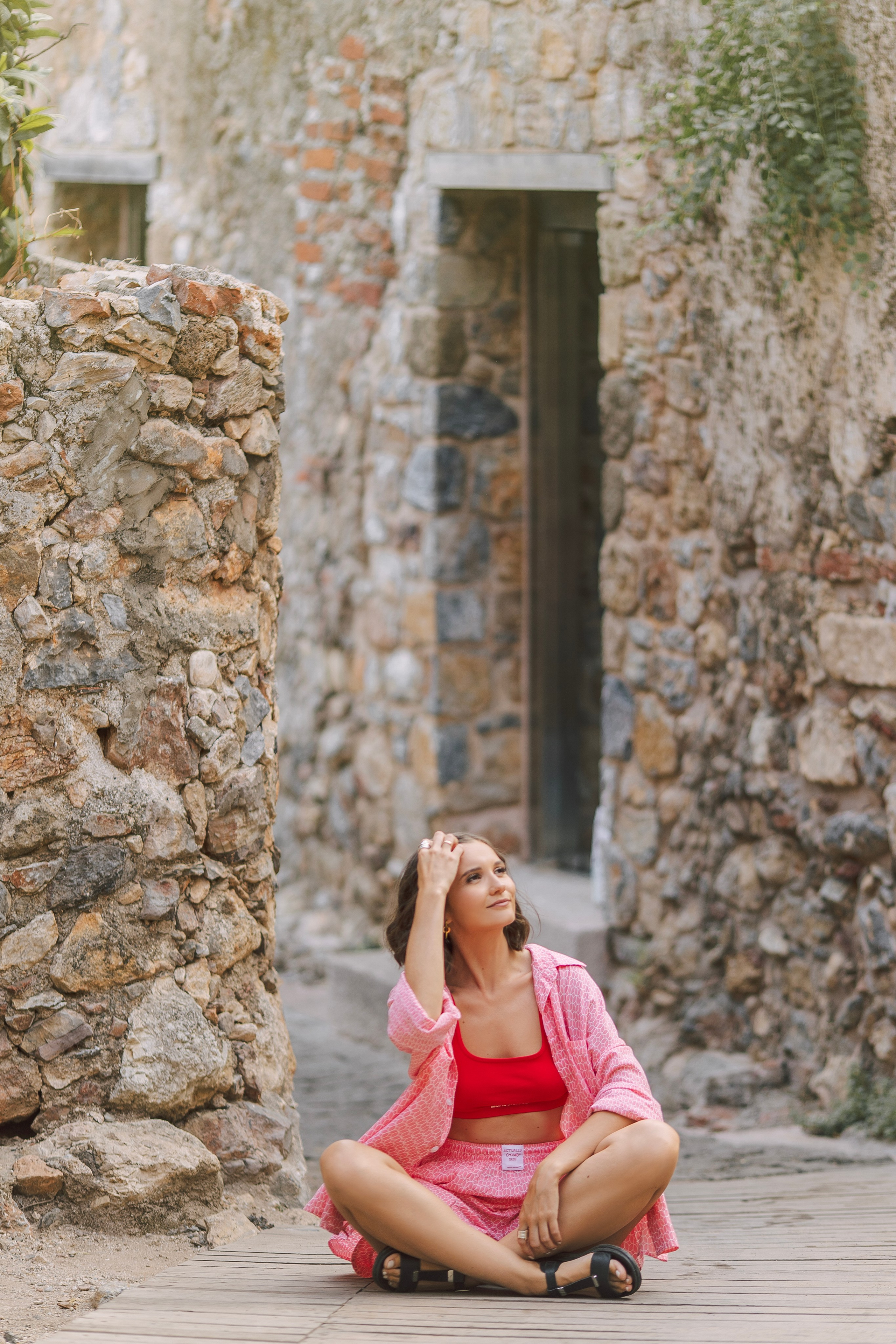 Individual photo session in the streets and port of Alanya. Professional Photographer in Alanya, Side, Belek, Antalya. Turkiye
