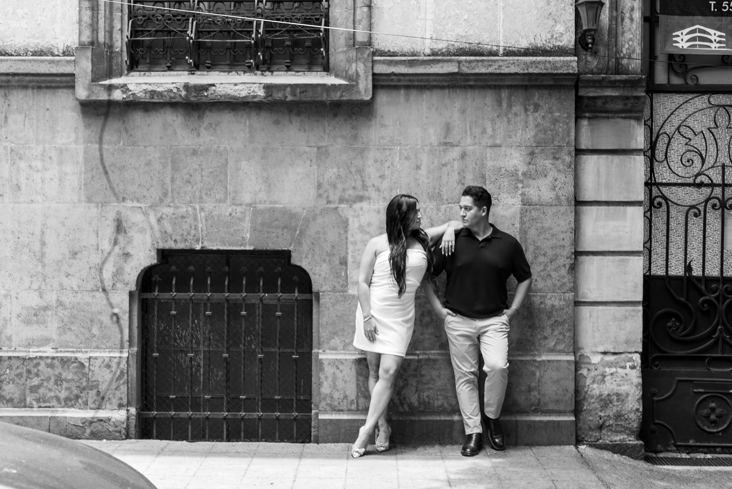 Las Historias de Amor Más Vibrantes de México | Fotografía Llena de Em. Fotógrafo de eventos en Cuidad de Mexico Dasha Shchukova