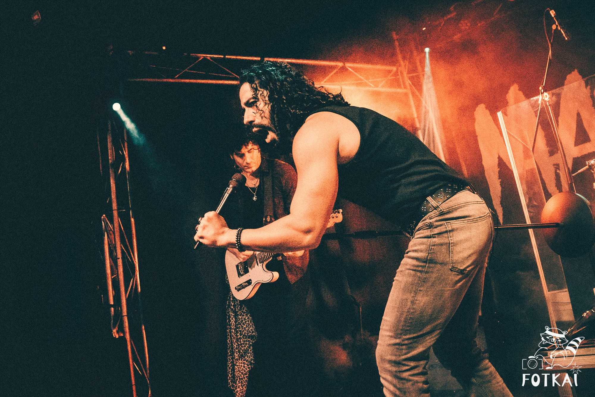 DENISDENIS — reportaje fotográfico del concierto en la Sala Marearock (Alicante) | FOTKAI