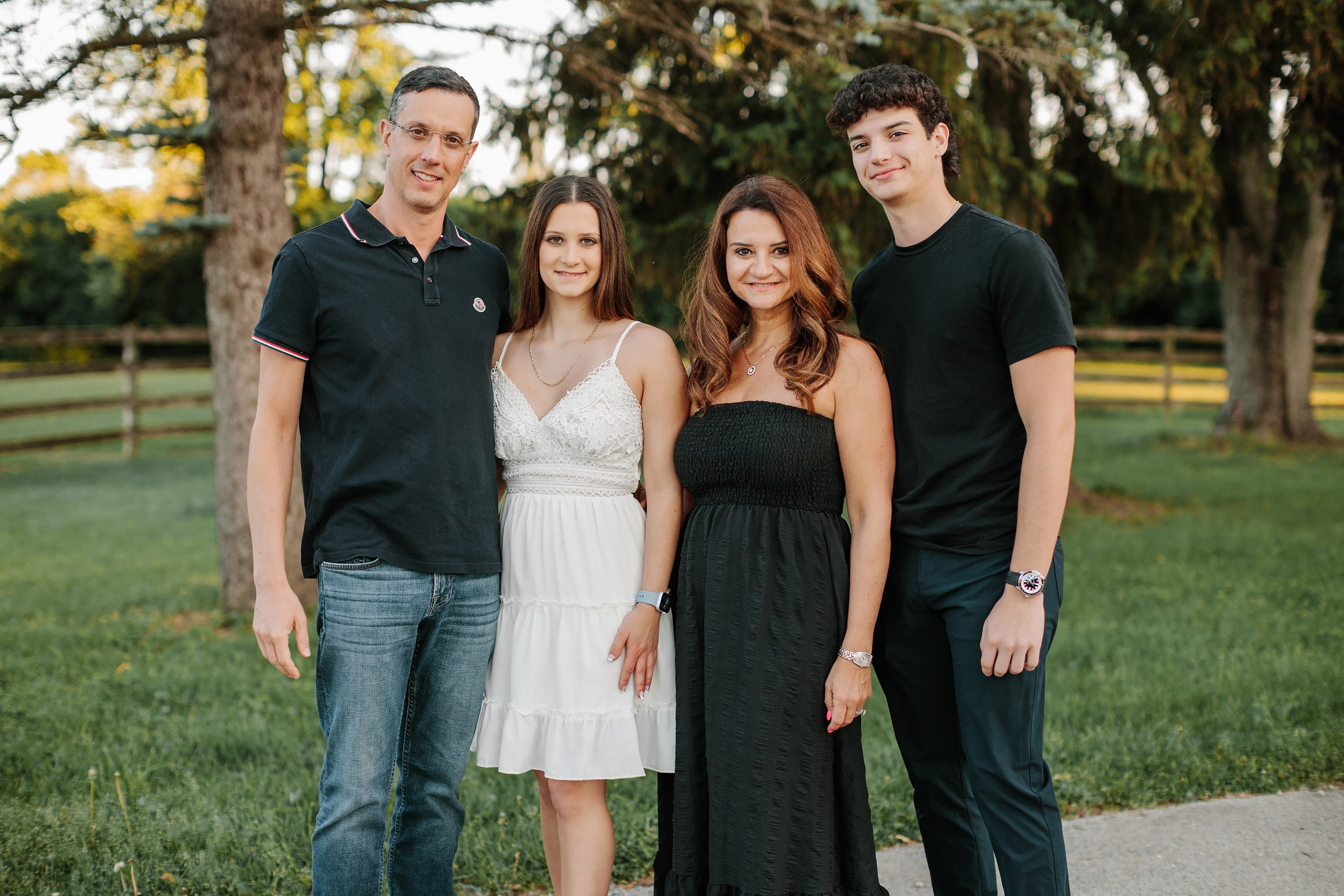 30.05.24 Family Photoshoot. Wedding family event photographer in Chicago Nick Yushevich