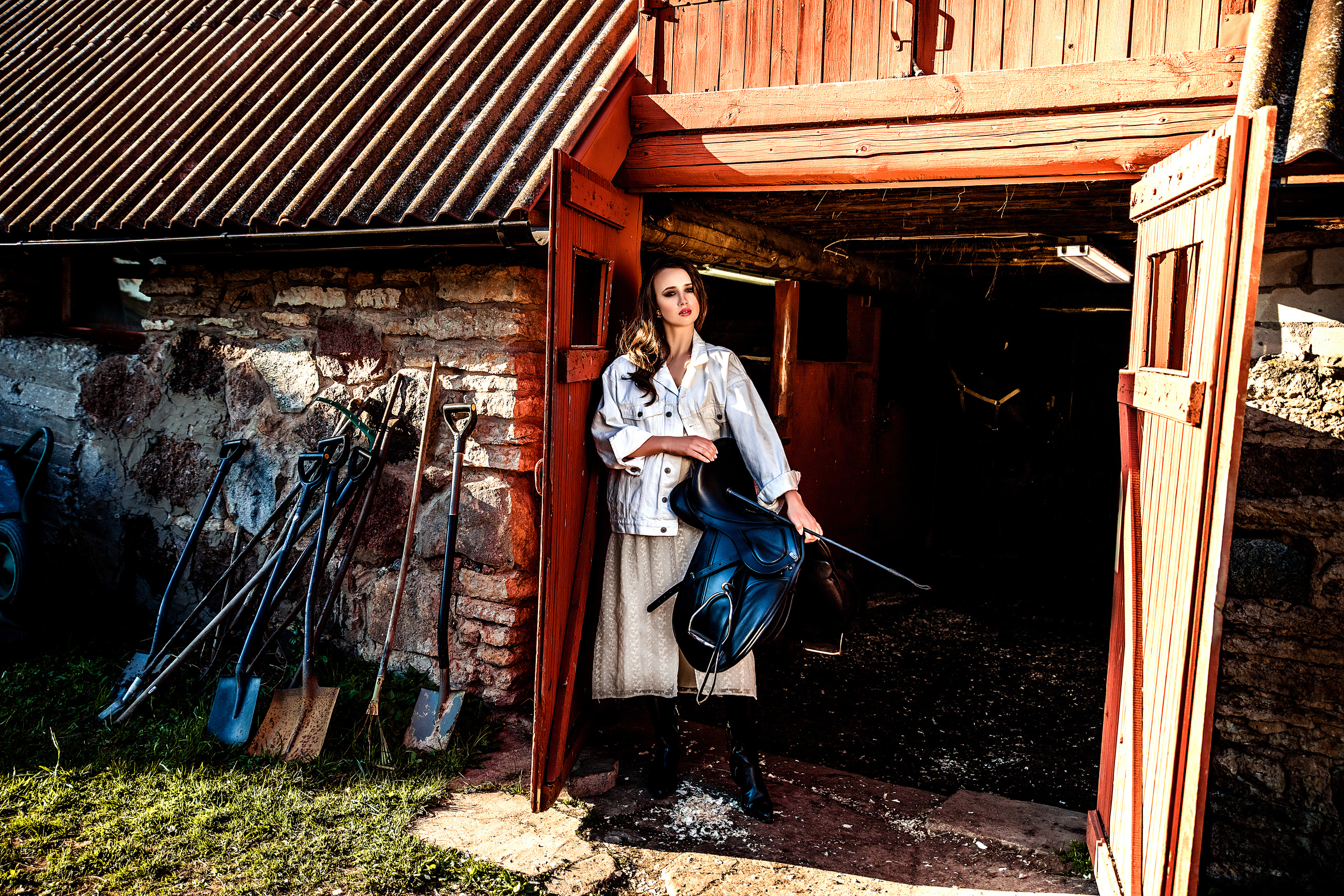Анонс со съёмки Насти с лошадью. Семейный и портретный фотограф в Эстонии Наталья Фрейманис