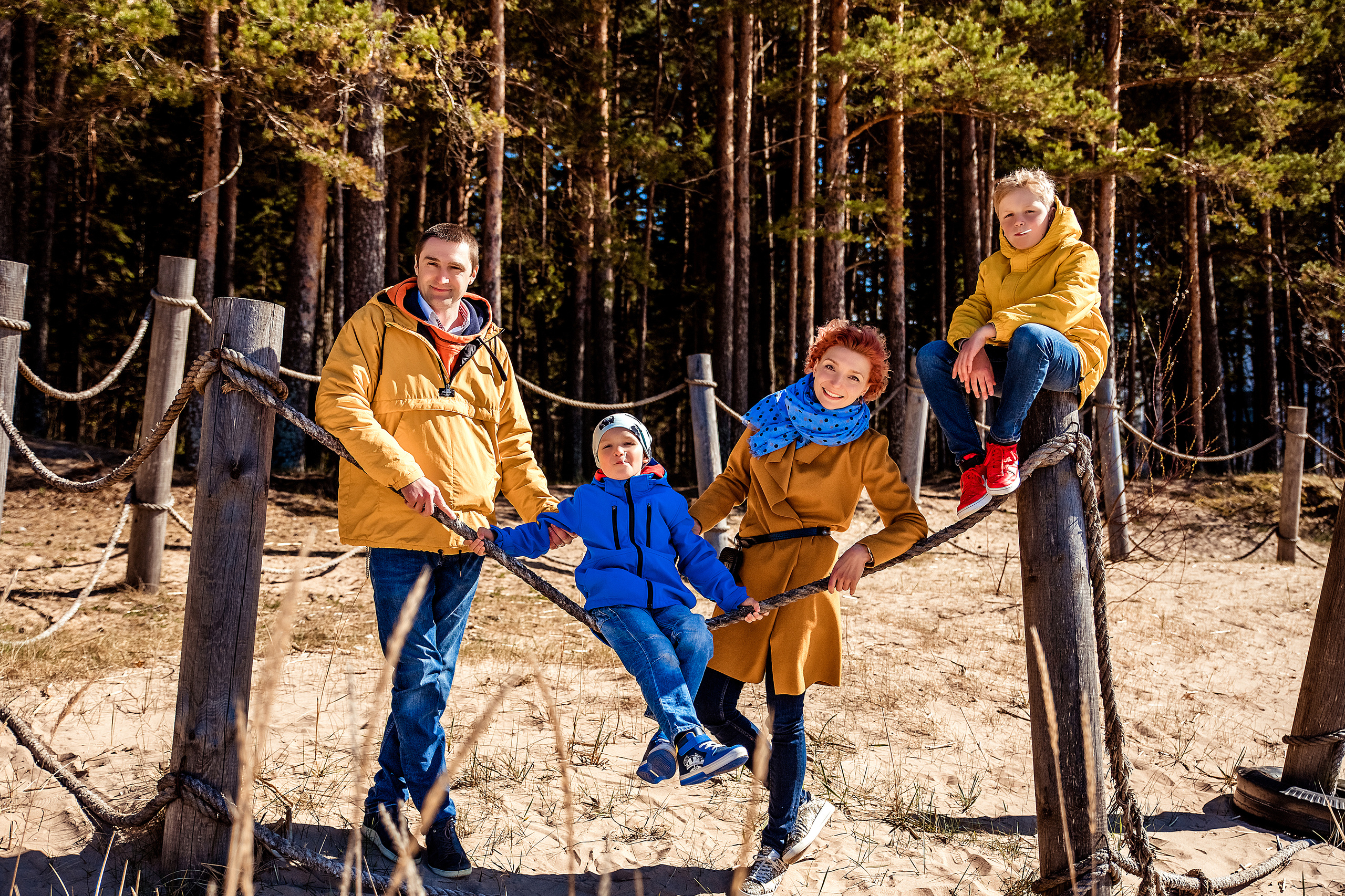 Анонс съёмки семьи Анны на пляже Нарва-Йыесуу. Семейный и портретный фотограф в Эстонии Наталья Фрейманис