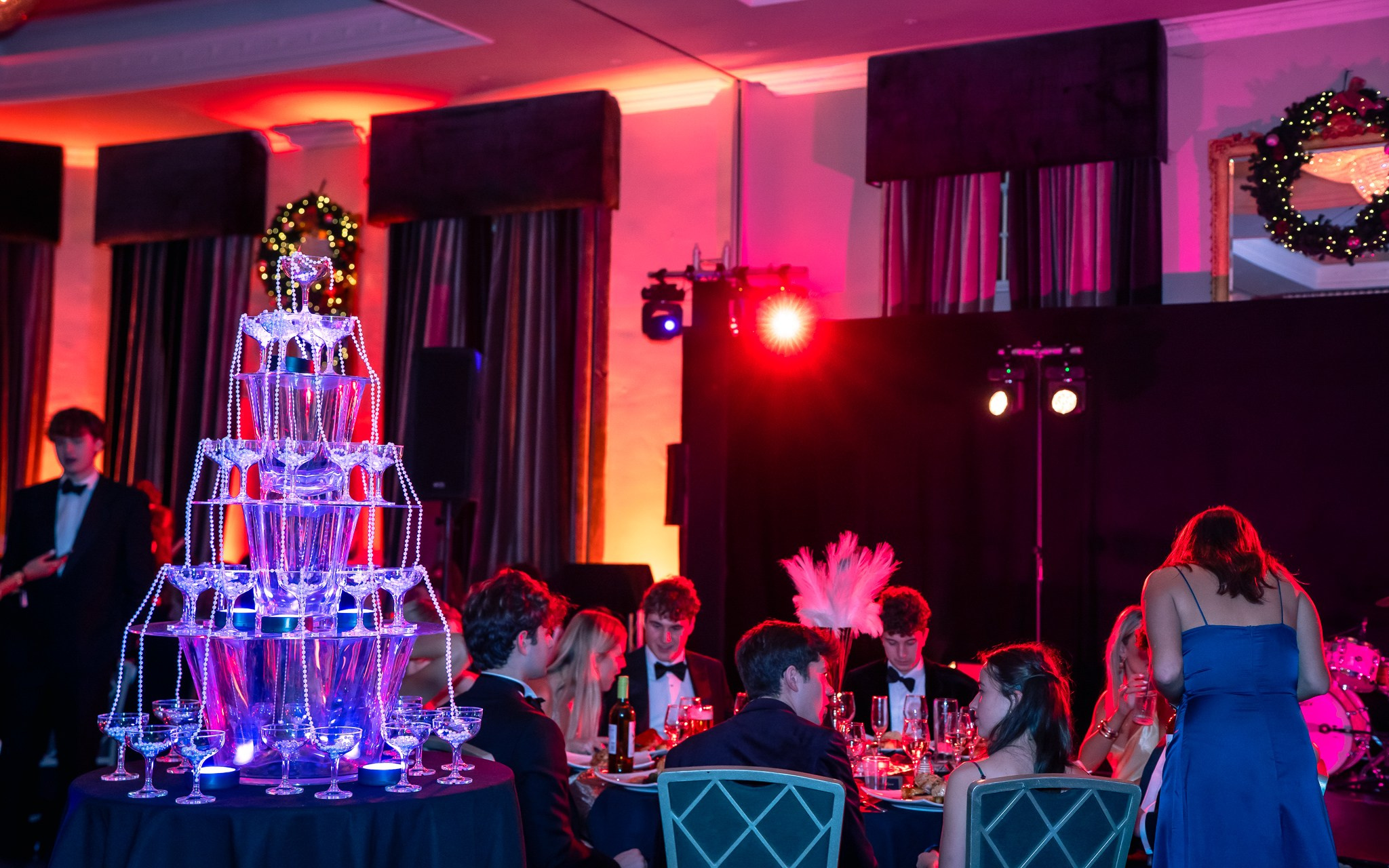 Durham University Van Mildert Winter Ball. Expect Miracles Photography by Kate & Andrew