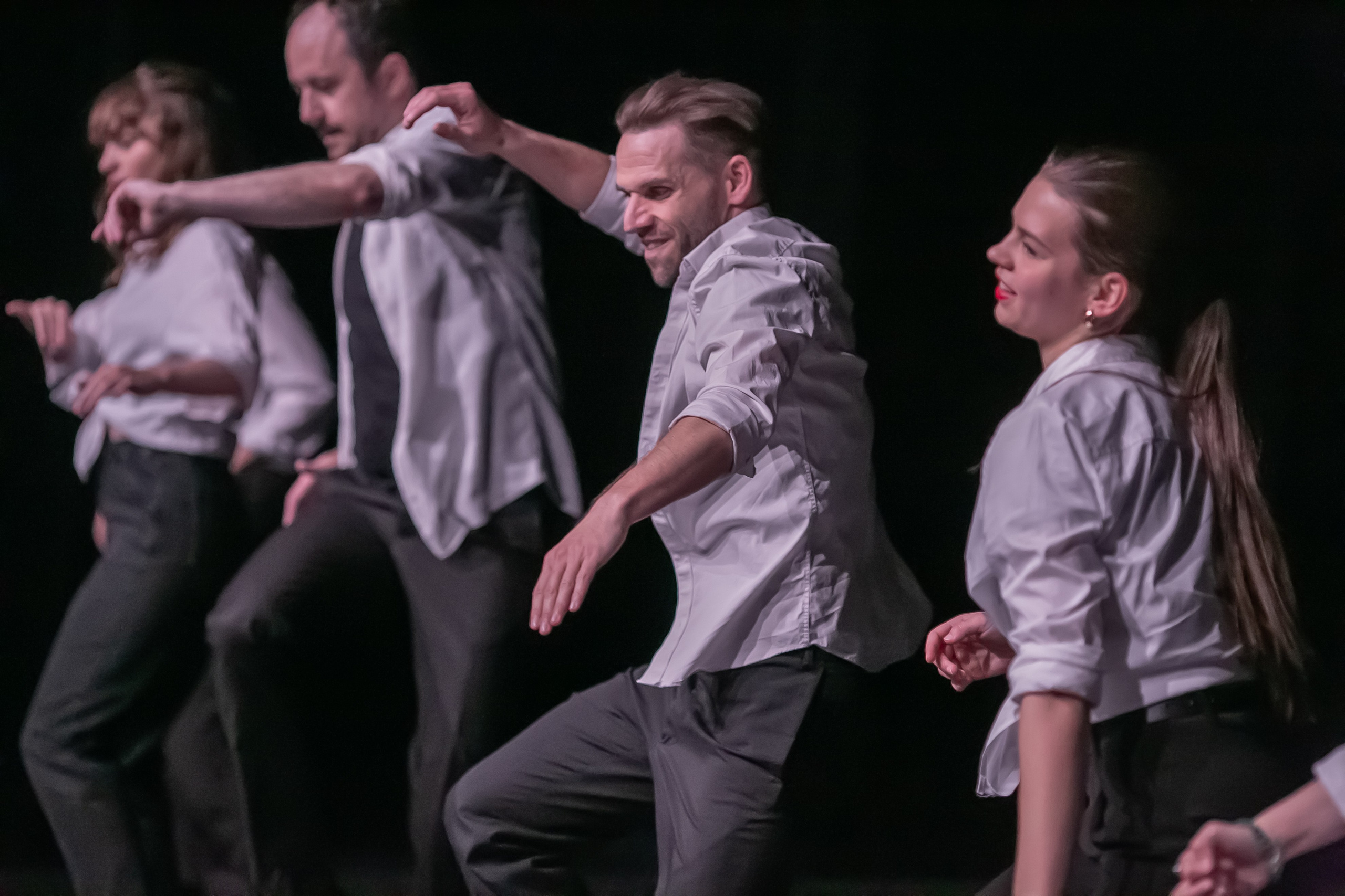Dance. Portret photographer in Switzerland Artur Magpie