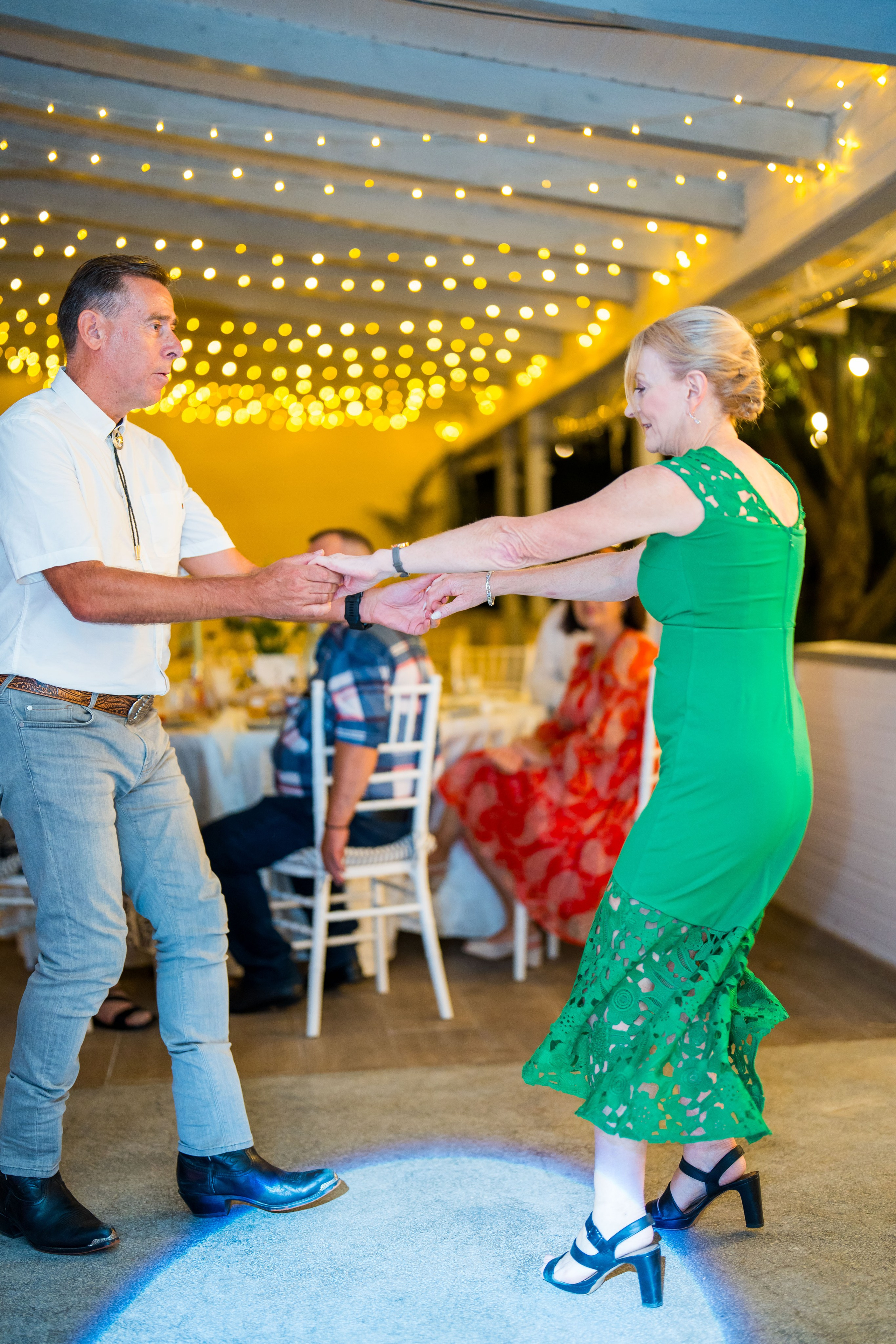 PARTY. Gabriel Florea — Fotograf nuntă București