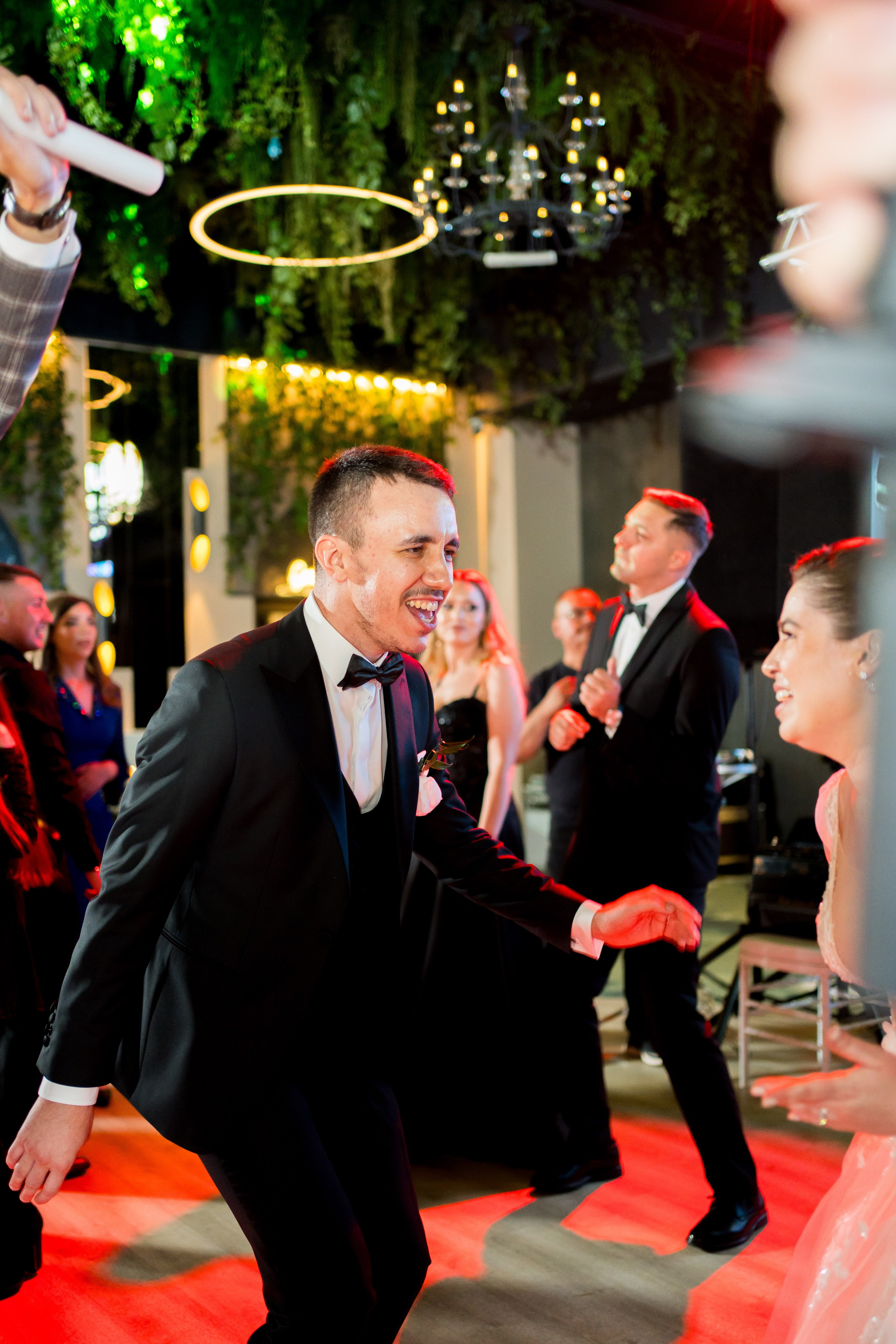 PARTY. Gabriel Florea — Fotograf nuntă București