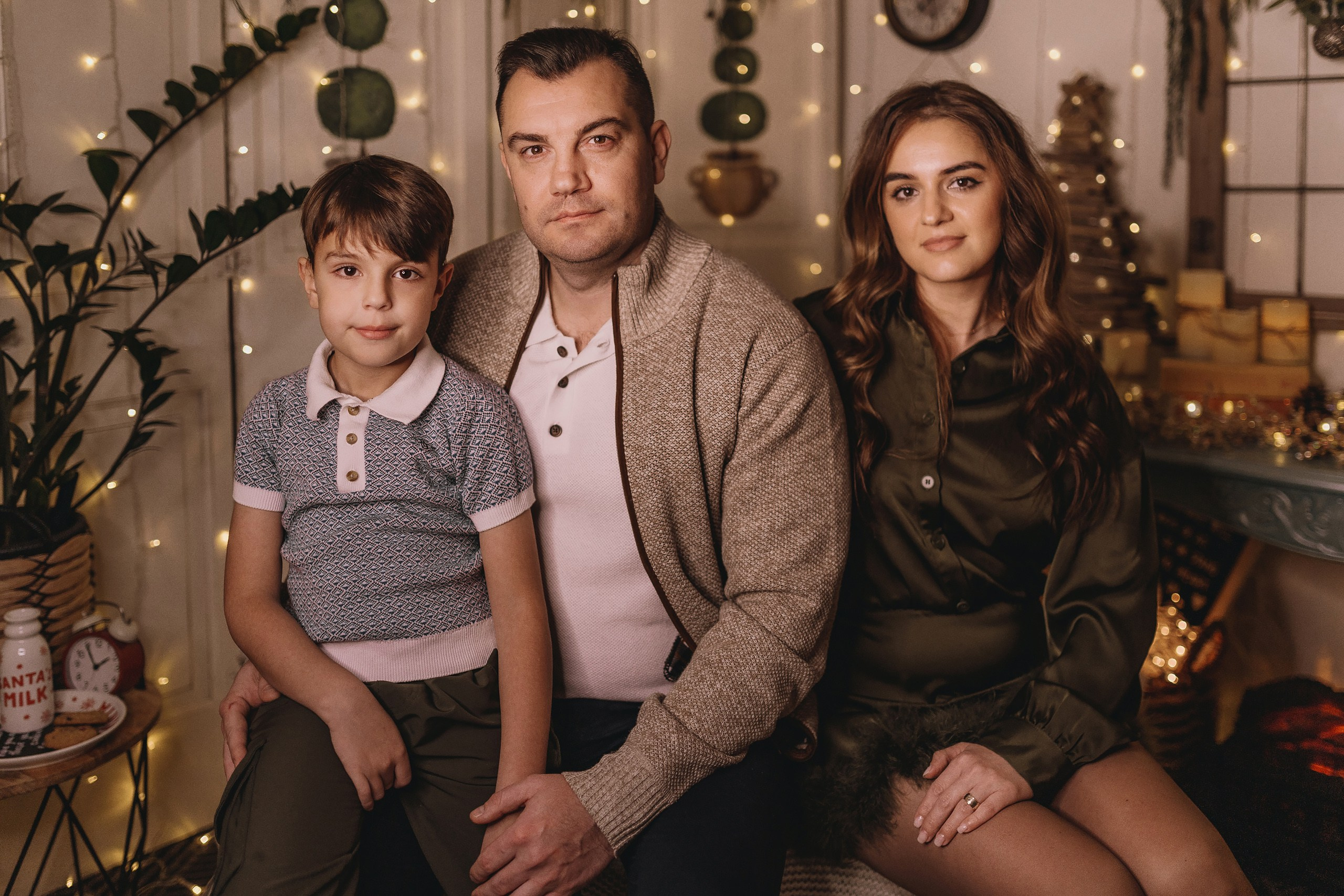 11.28.2025 Christmas Photoshoot. Wedding family event photographer in Chicago Nick Yushevich