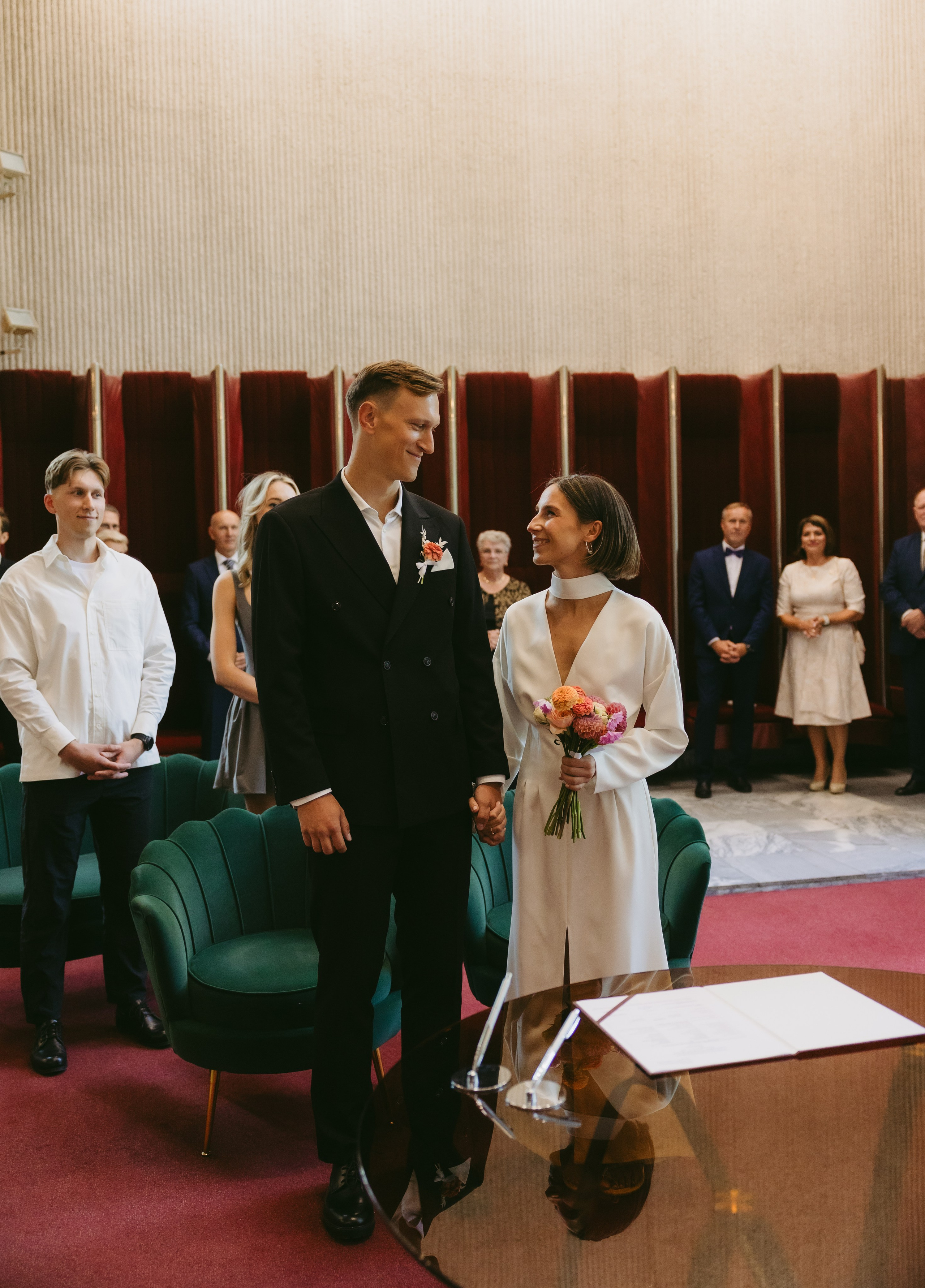 Miglė ir Mindaugas | 2024 | MIESTO VESTUVĖS. Vestuvių ir šeimų fotografė Lena Bondarenko / belove photo