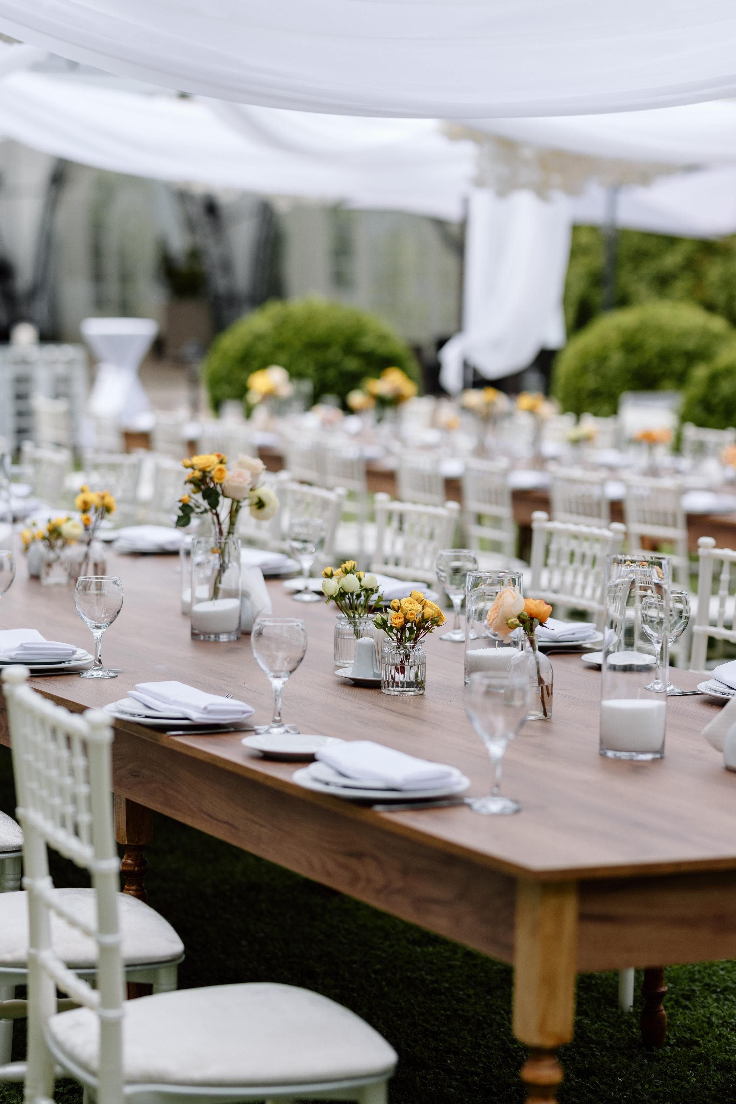 Corina & Dumitru. Main