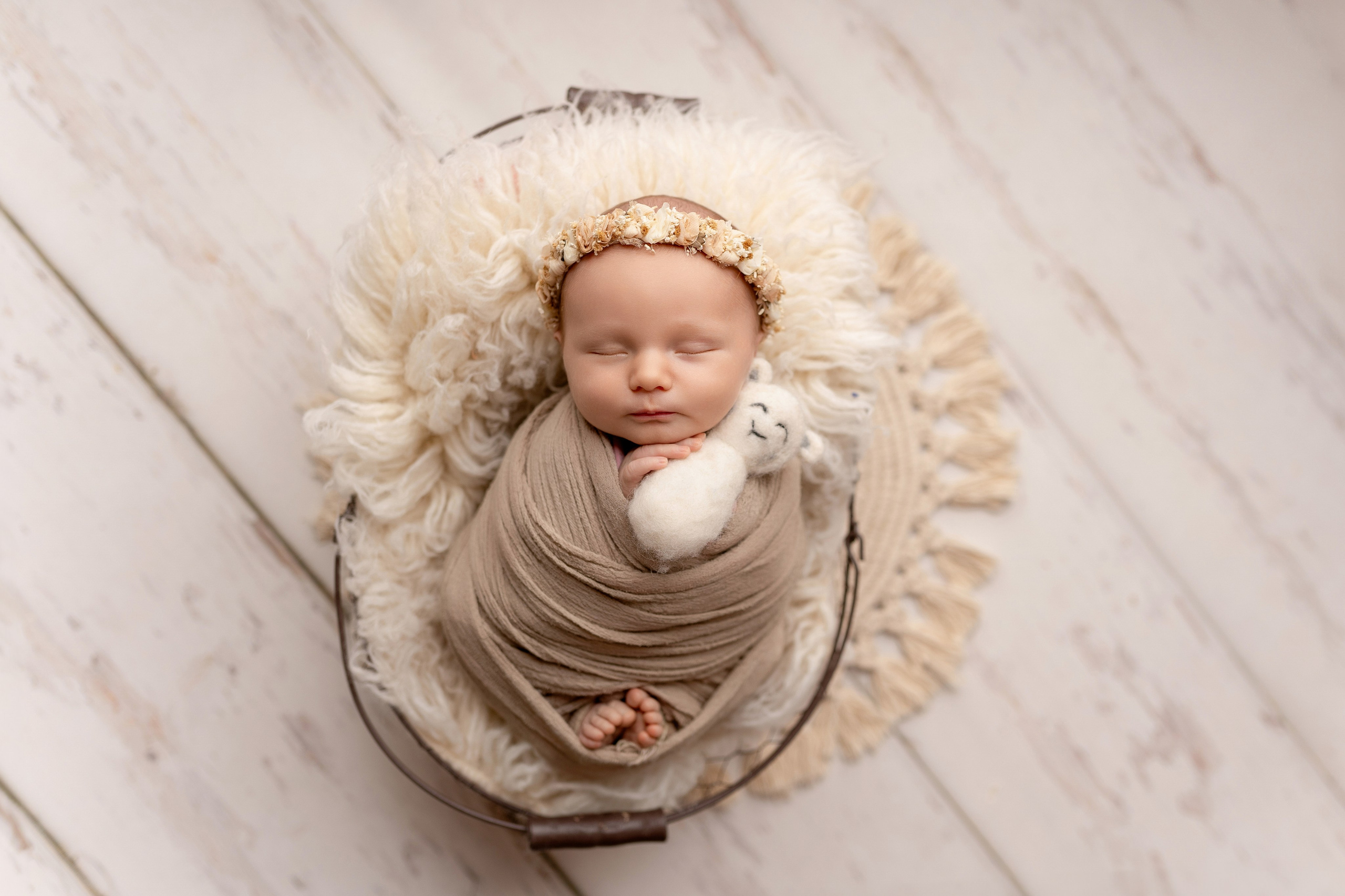 Esu Aleksandra naujagimių ir kudikių fotografė iš Vilniaus