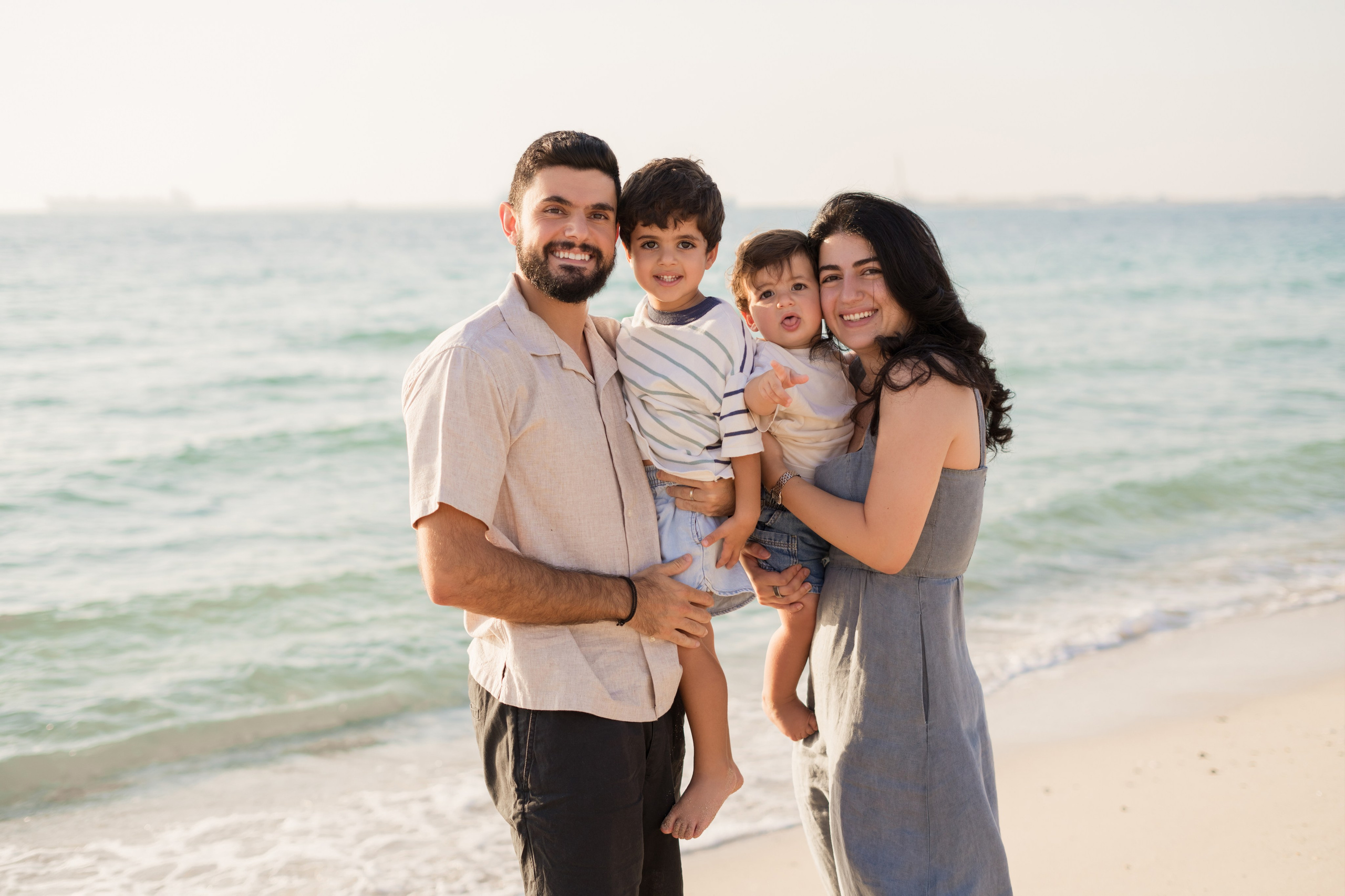 Beach fun family time. Angela Iakovleva — Family Photographer in Dubai