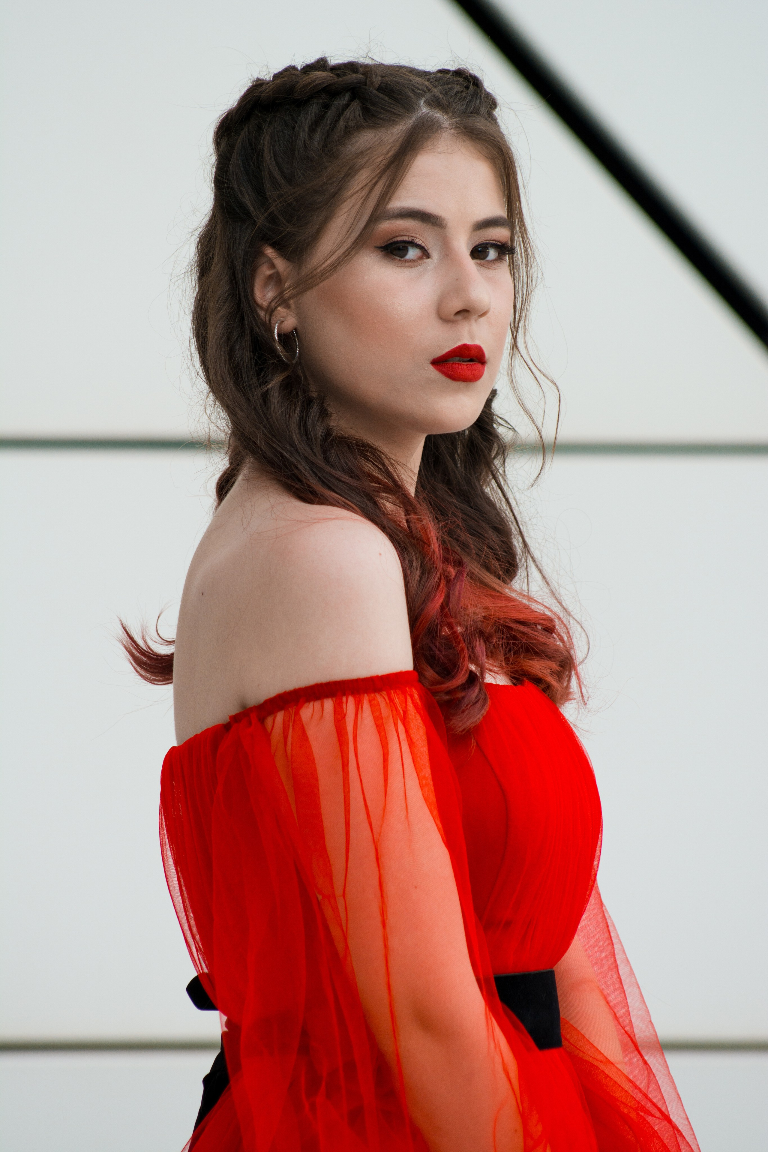 Amina Akhundbeyli. Fotoqraf Vəli Məmmədov