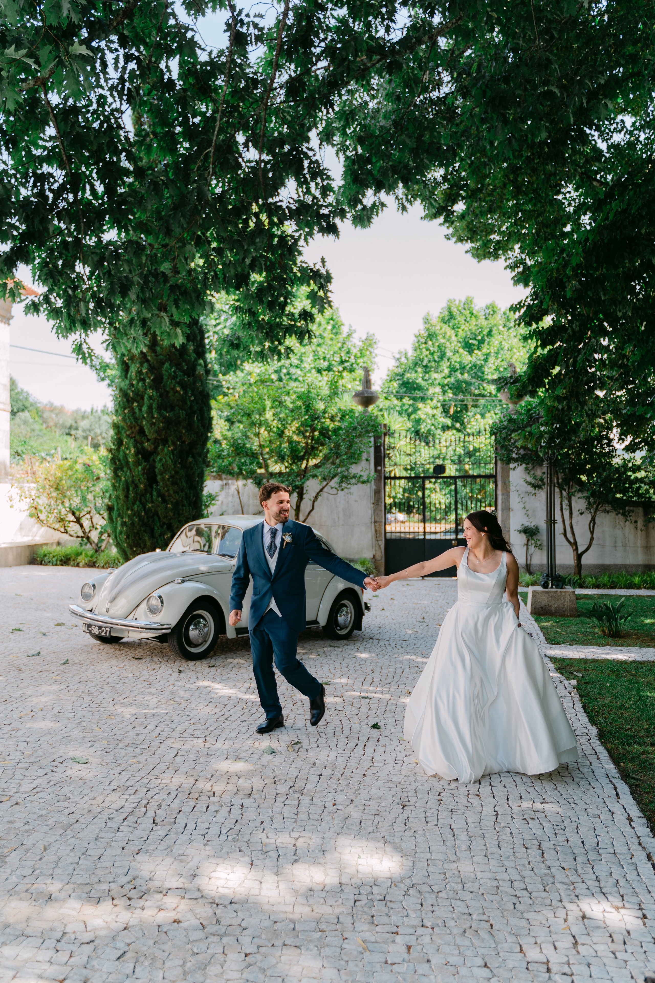 Bruna & Sergio — Porto, Portugal. Wedding & destination wedding photographer in Porto, Portugal — Davi Valente | Lisbon, Douro Valley, Rome, Tuscany & Lake Como