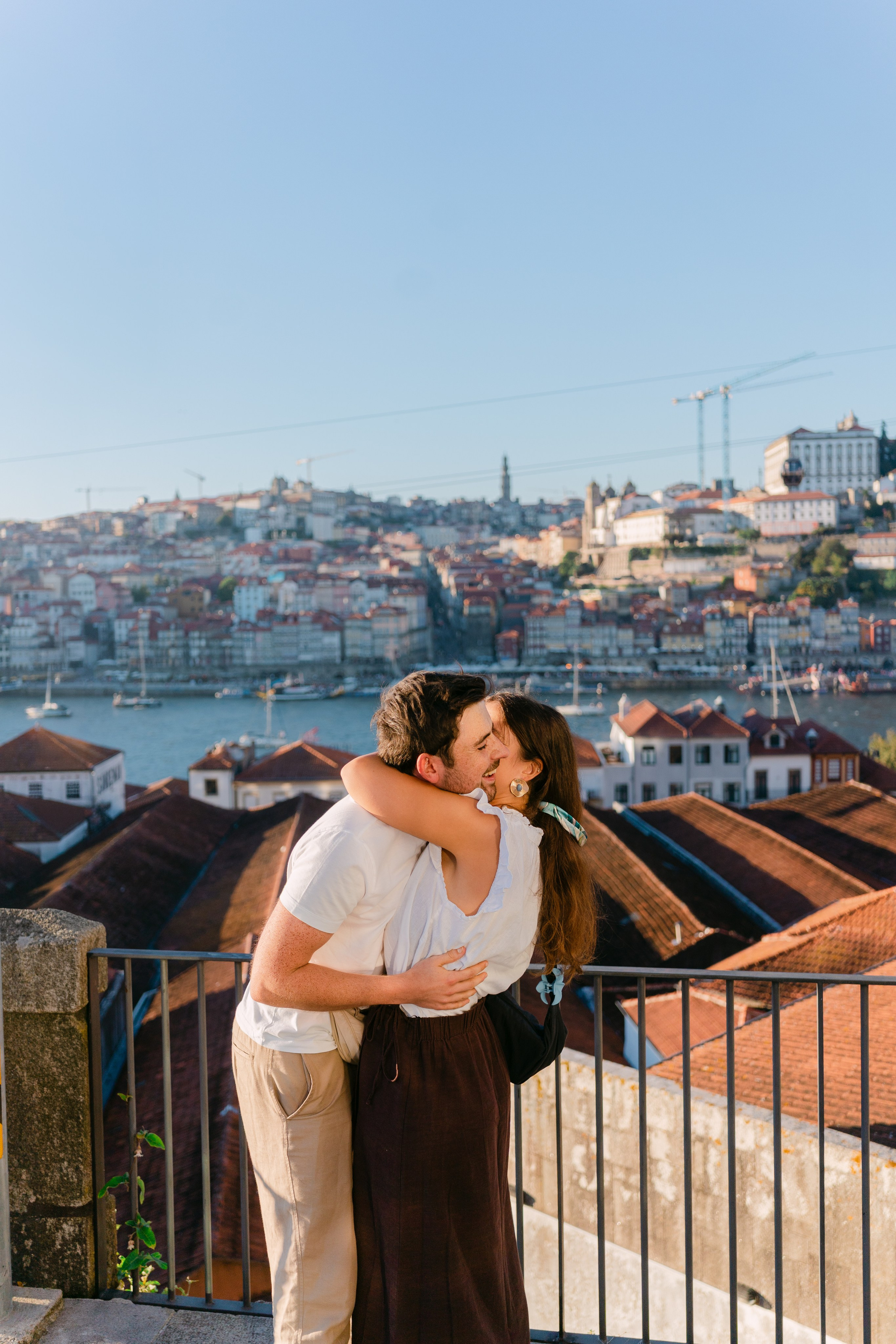 Wedding Proposal in Porto. Wedding & destination wedding photographer in Porto, Portugal — Davi Valente | Lisbon, Douro Valley, Rome, Tuscany & Lake Como