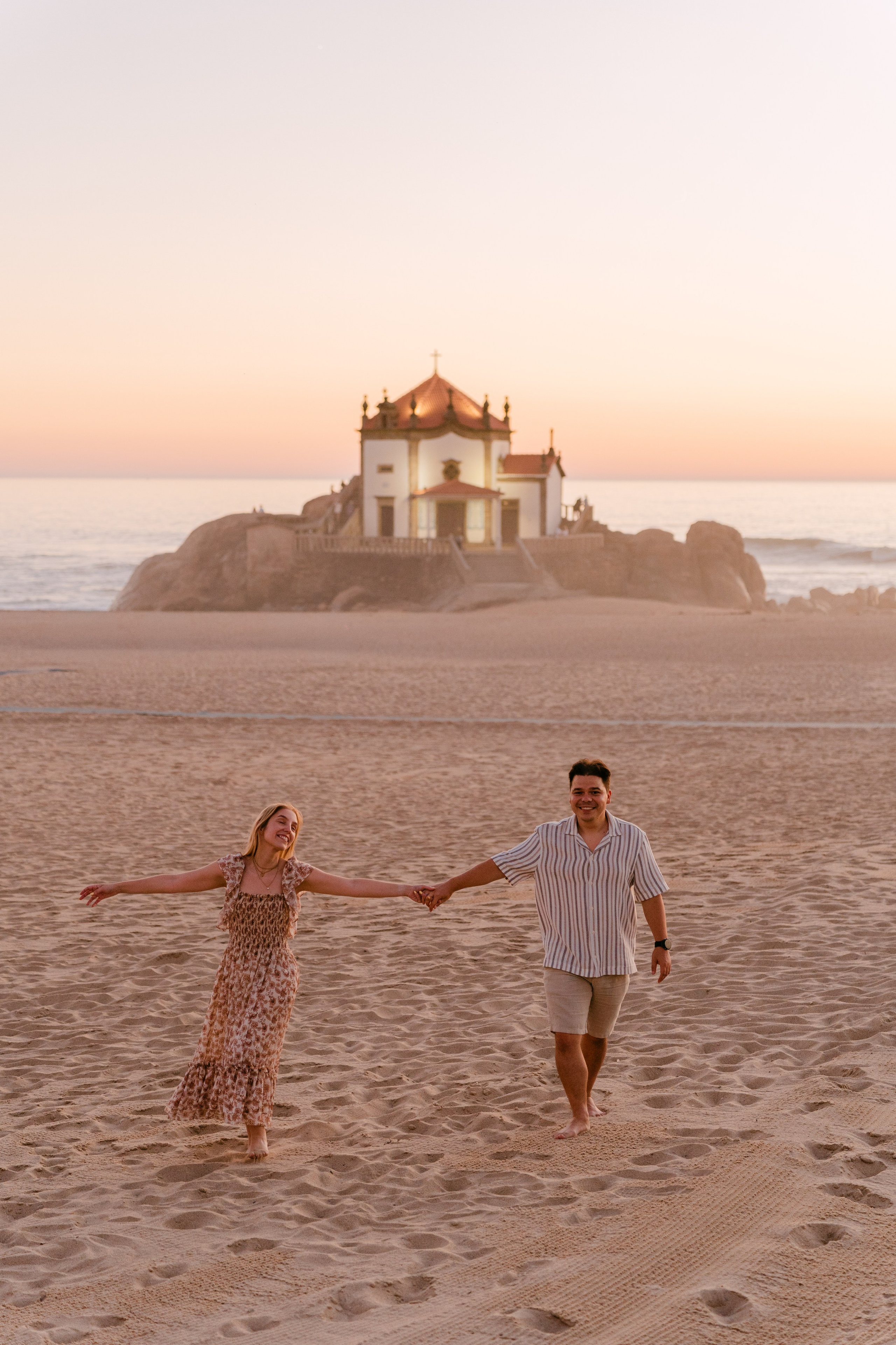 Wedding Proposal at Senhor da Pedra. Wedding & destination wedding photographer in Porto, Portugal — Davi Valente | Lisbon, Douro Valley, Rome, Tuscany & Lake Como