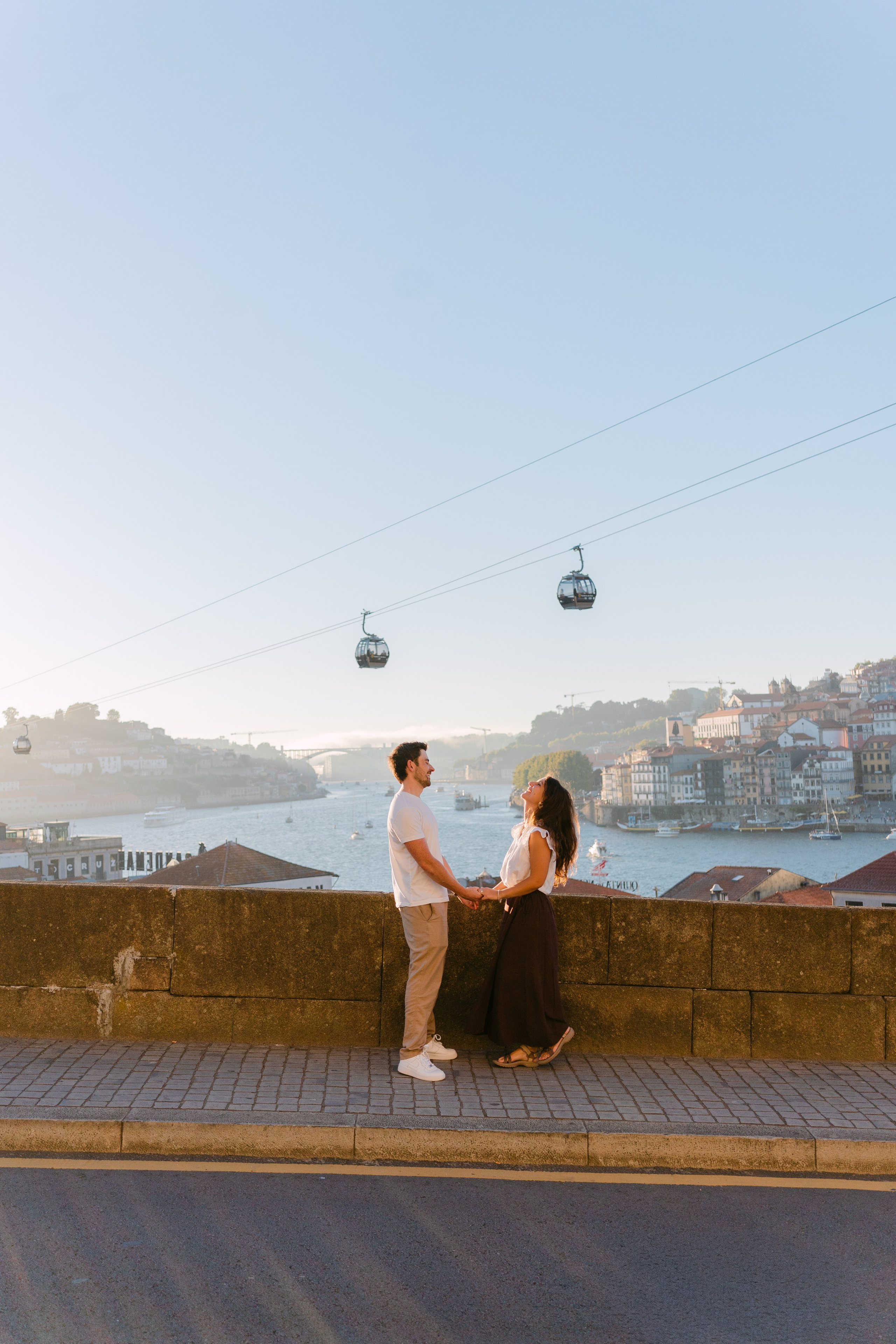 Wedding Proposal in Porto. Wedding & destination wedding photographer in Porto, Portugal — Davi Valente | Lisbon, Douro Valley, Rome, Tuscany & Lake Como