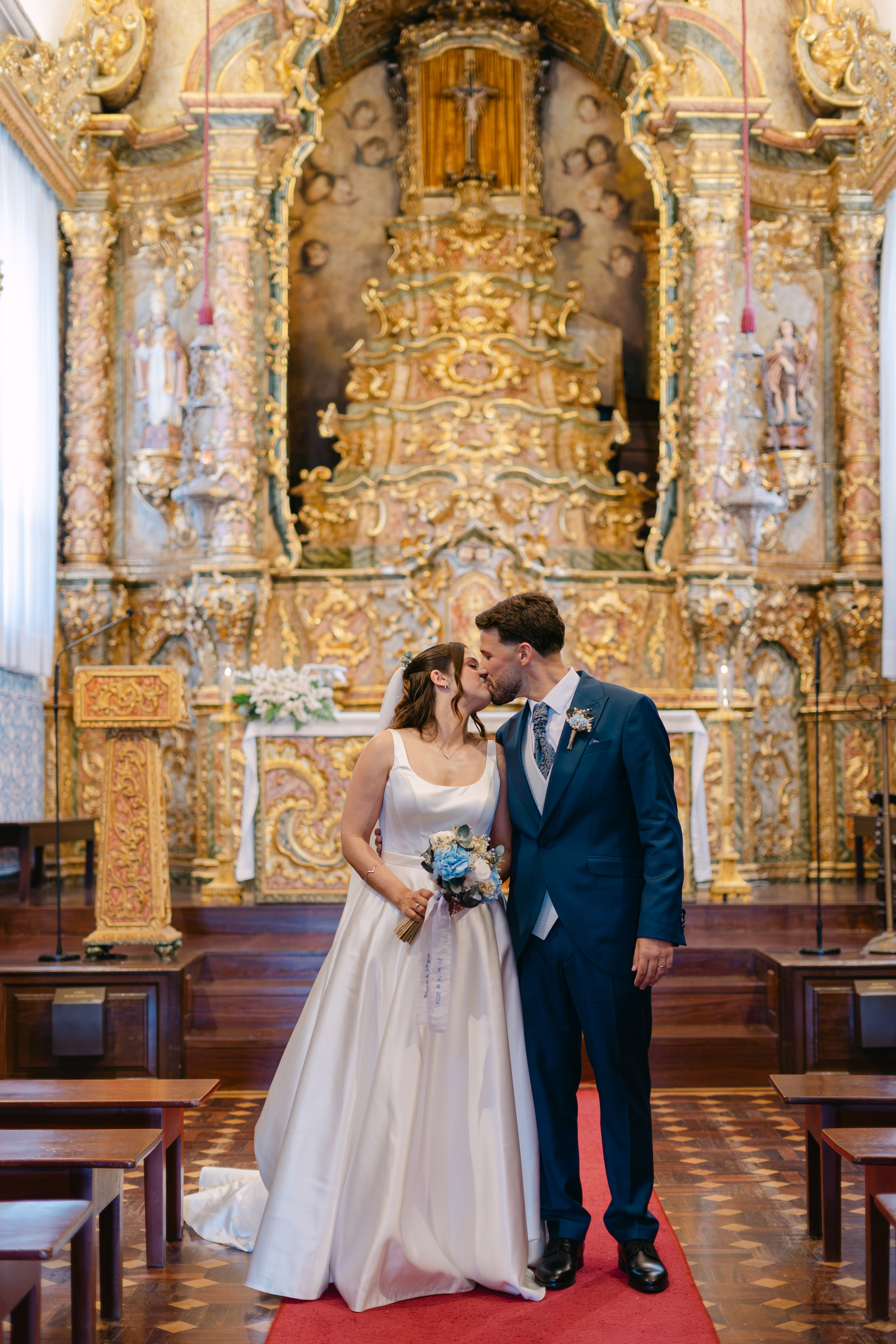 Bruna & Sergio — Porto, Portugal. Wedding & destination wedding photographer in Porto, Portugal — Davi Valente | Lisbon, Douro Valley, Rome, Tuscany & Lake Como