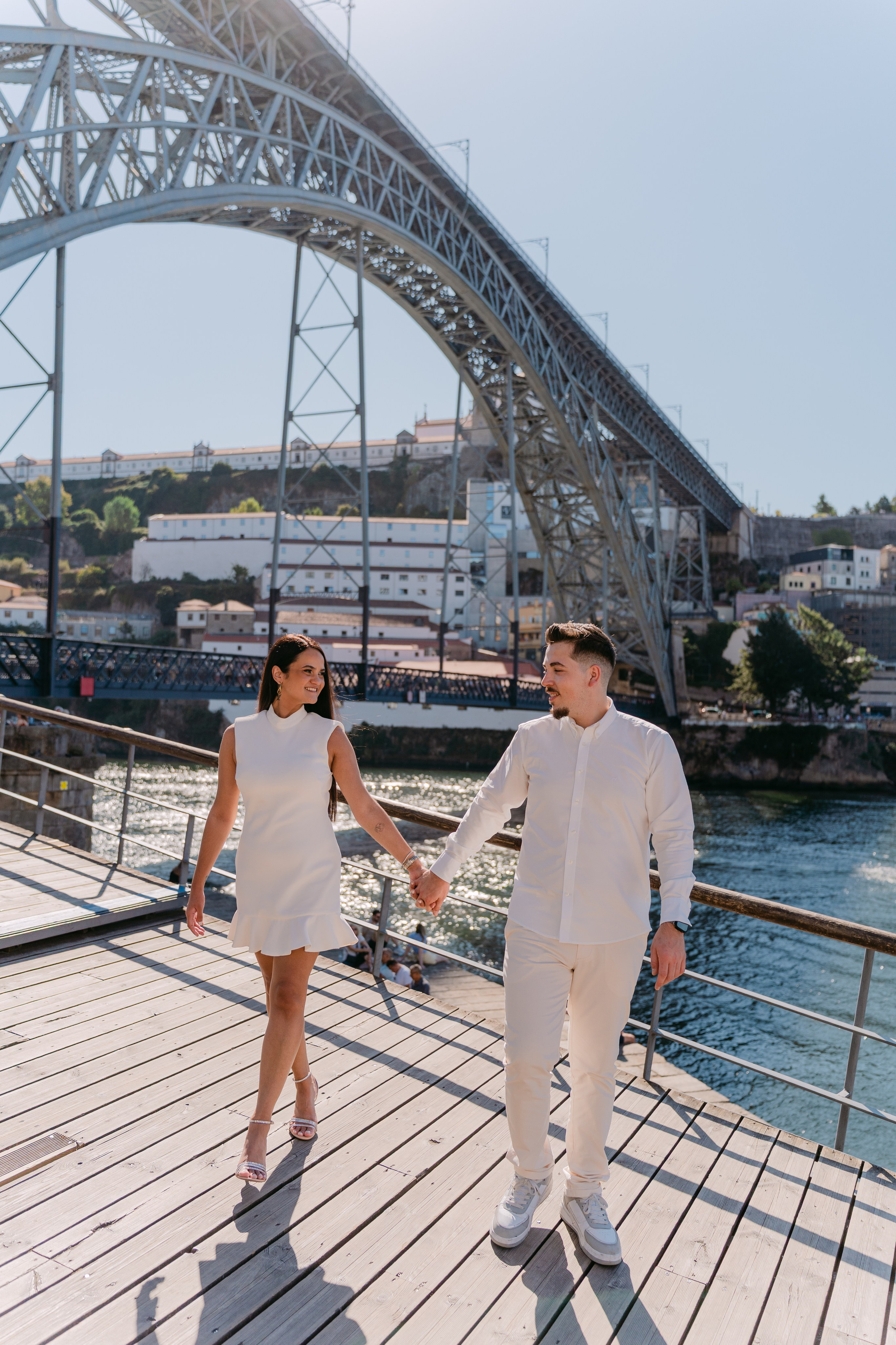Bruna e Rui — Pre wedding in Porto. Wedding & destination wedding photographer in Porto, Portugal — Davi Valente | Lisbon, Douro Valley, Rome, Tuscany & Lake Como