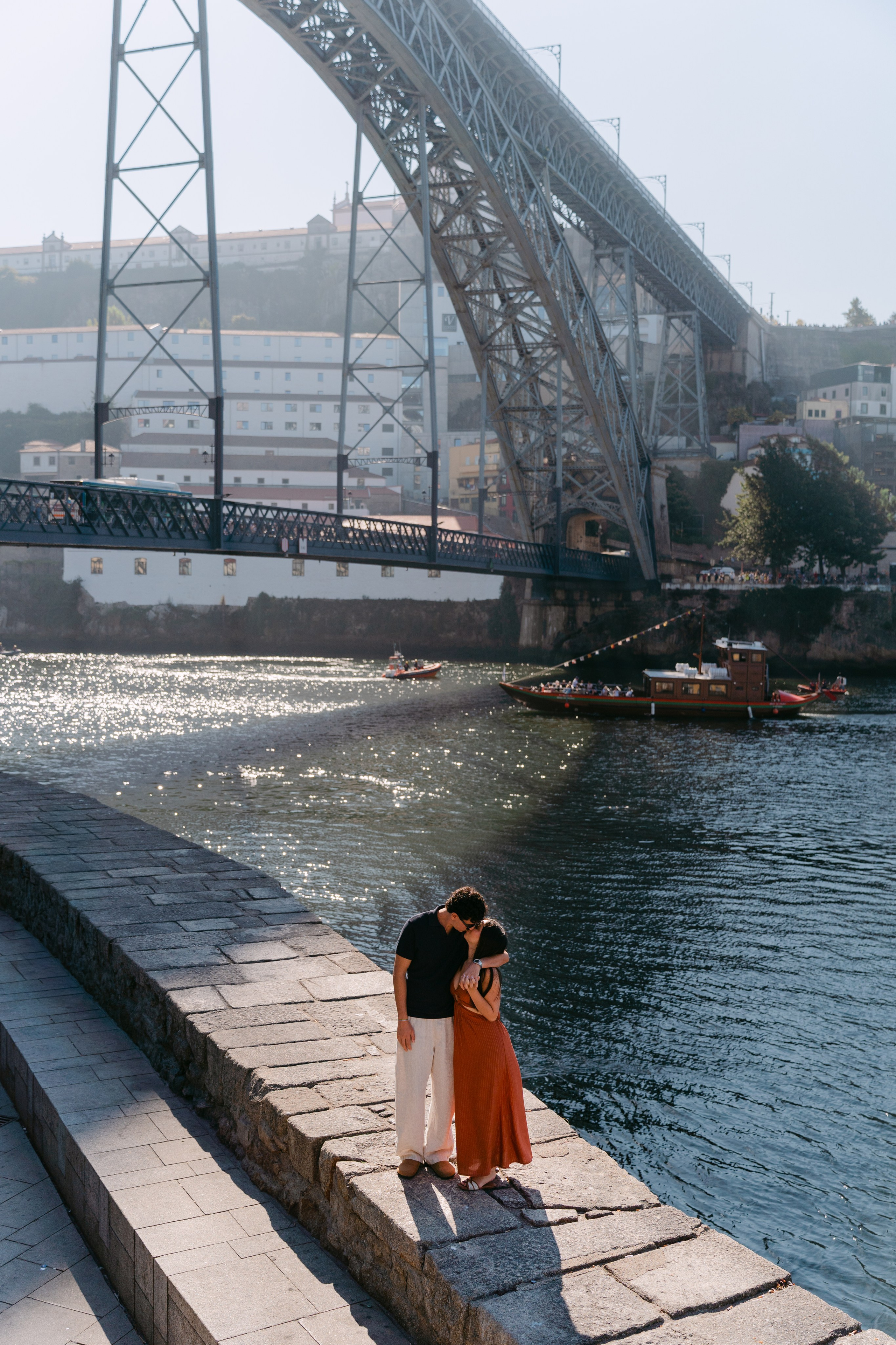 Photoshoot in Porto. Wedding & destination wedding photographer in Porto, Portugal — Davi Valente | Lisbon, Douro Valley, Rome, Tuscany & Lake Como