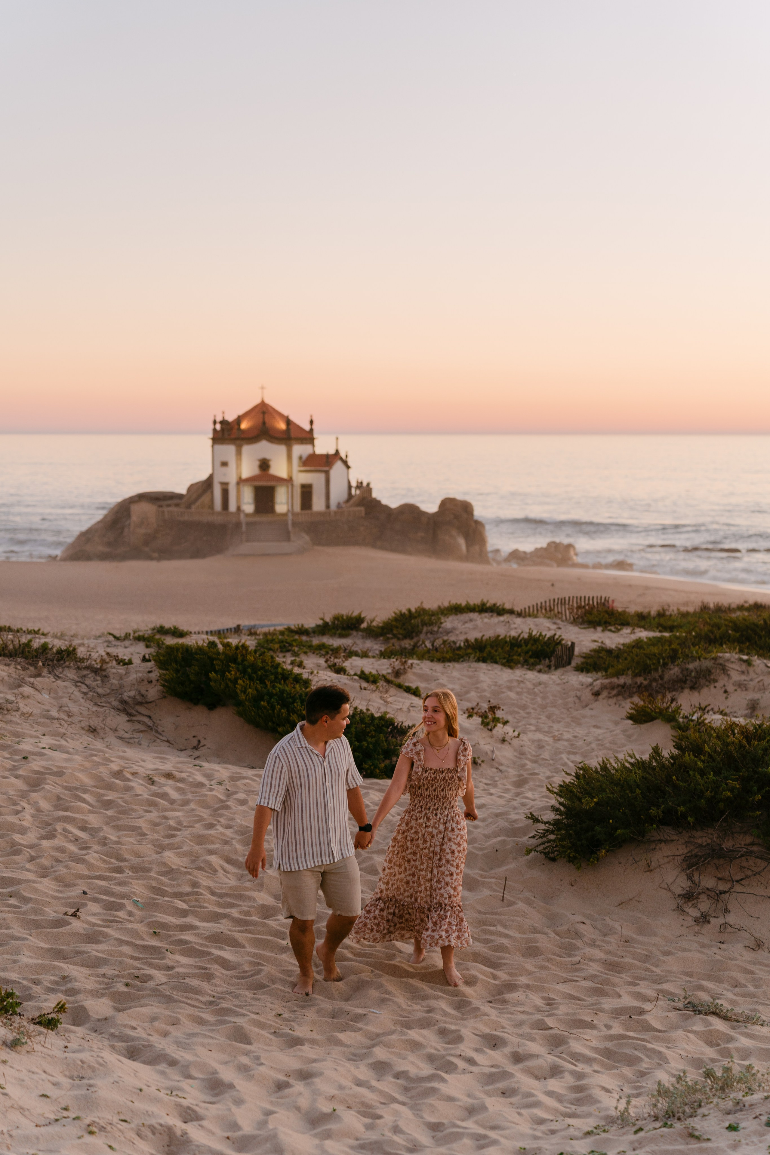 Wedding Proposal at Senhor da Pedra. Wedding & destination wedding photographer in Porto, Portugal — Davi Valente | Lisbon, Douro Valley, Rome, Tuscany & Lake Como