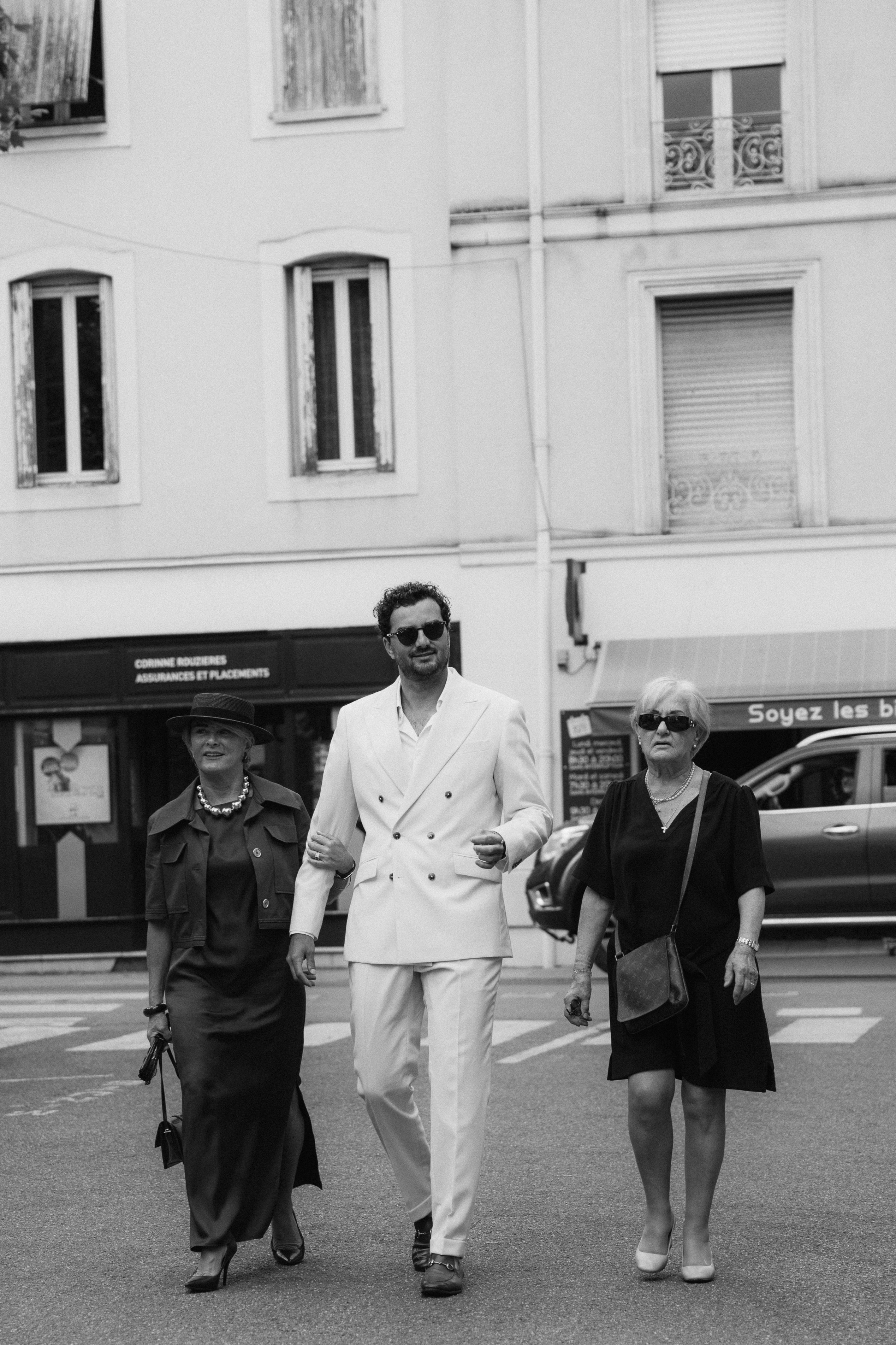 Barbara et Arthur Mariage Civile a Casteljaloux. Photographe de mariage à Bardeaux, Florin Tugui