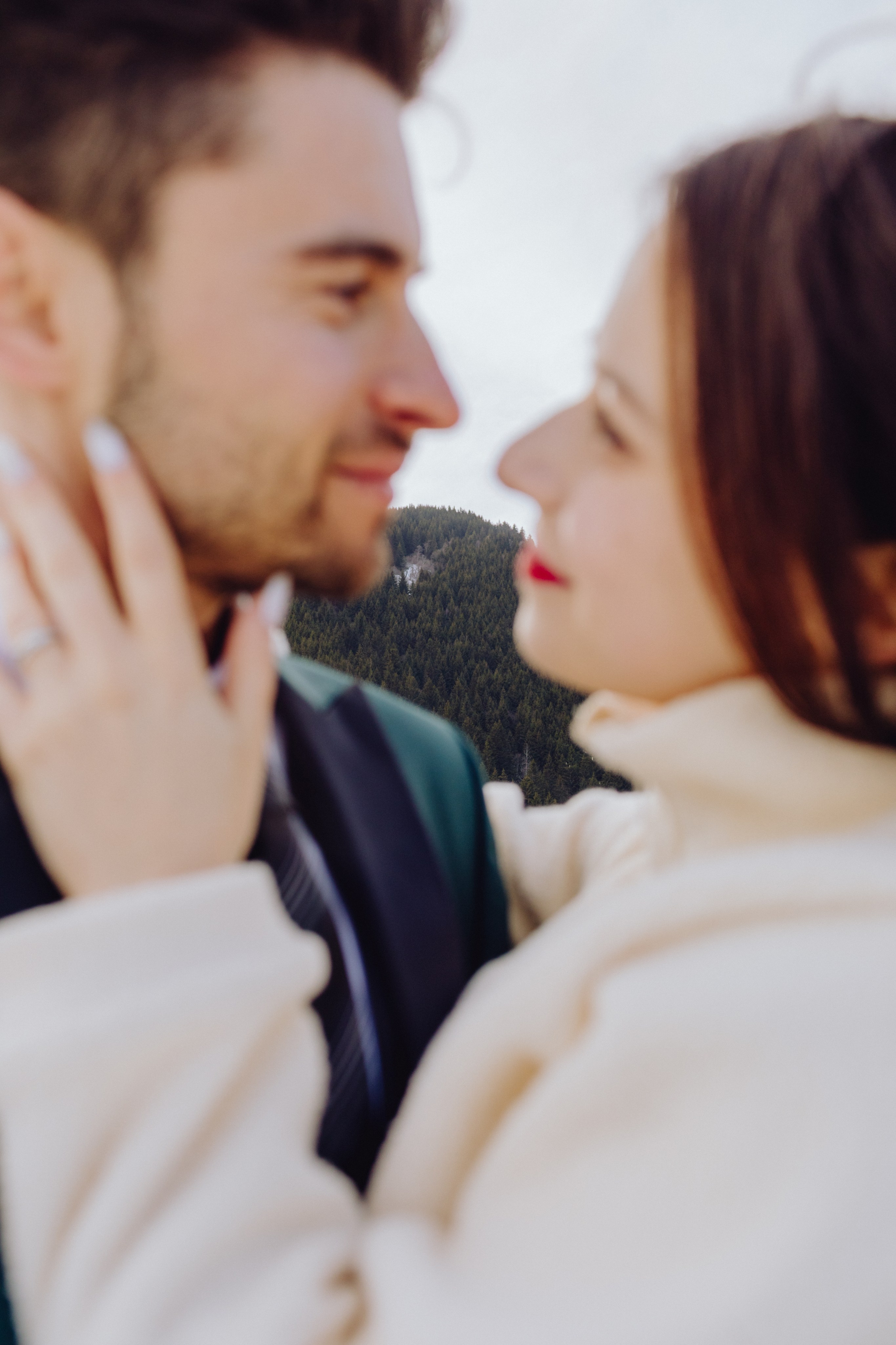 Andrei & Roxana. Wedding & couple photographer from Romania Rut Vetan