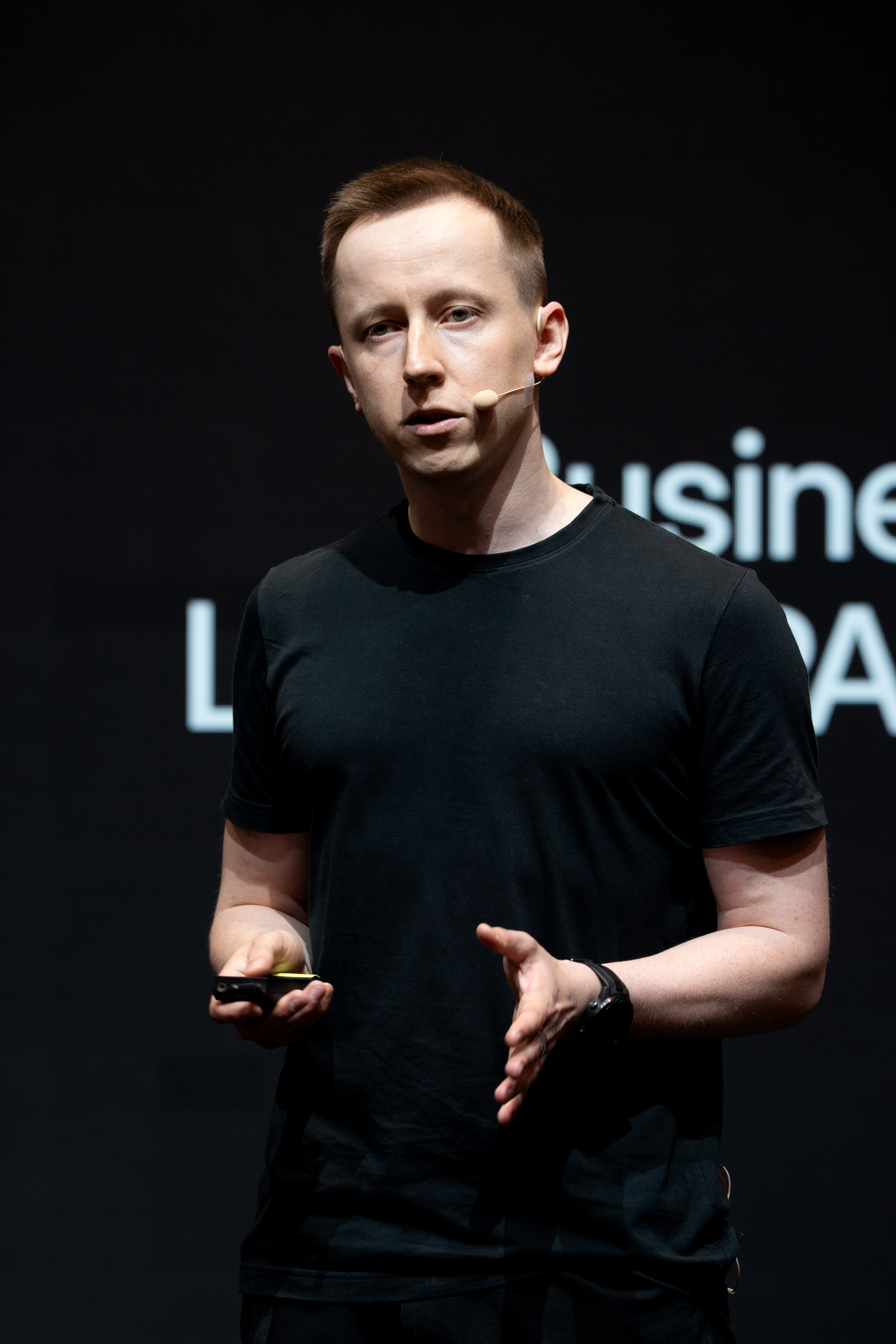 TON. PHOTOGRAPHER IN HONG KONG (WEDDING, FASHION, FAMILY, EVENTS)