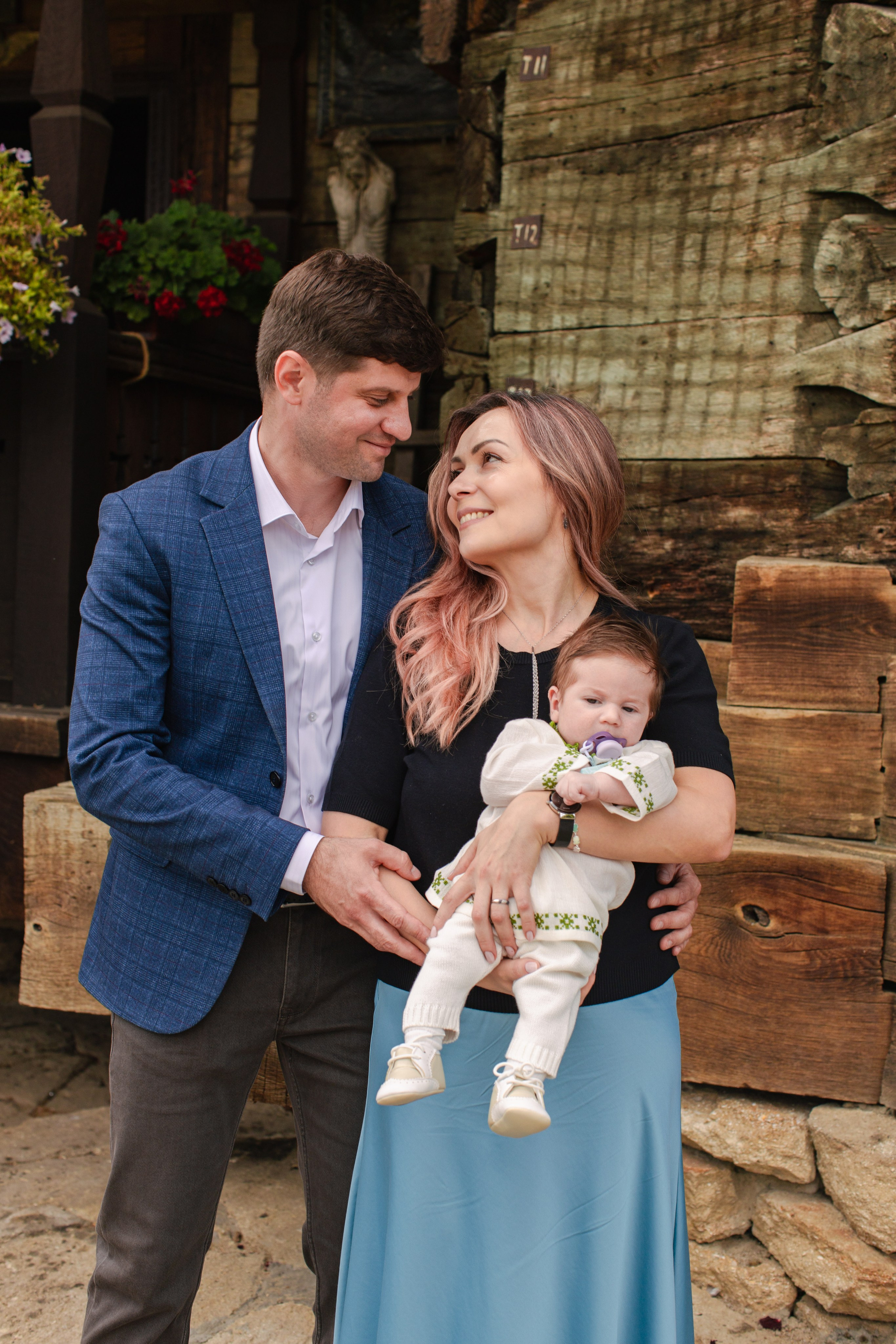 Botez Biserica de Lemn. Fotograf Moldova | Fotograf Chișinău | Fotograf de familie Chișinău |Fotograf Botez | Fotograf Însărcinate Moldova | Fotograf Neworn
