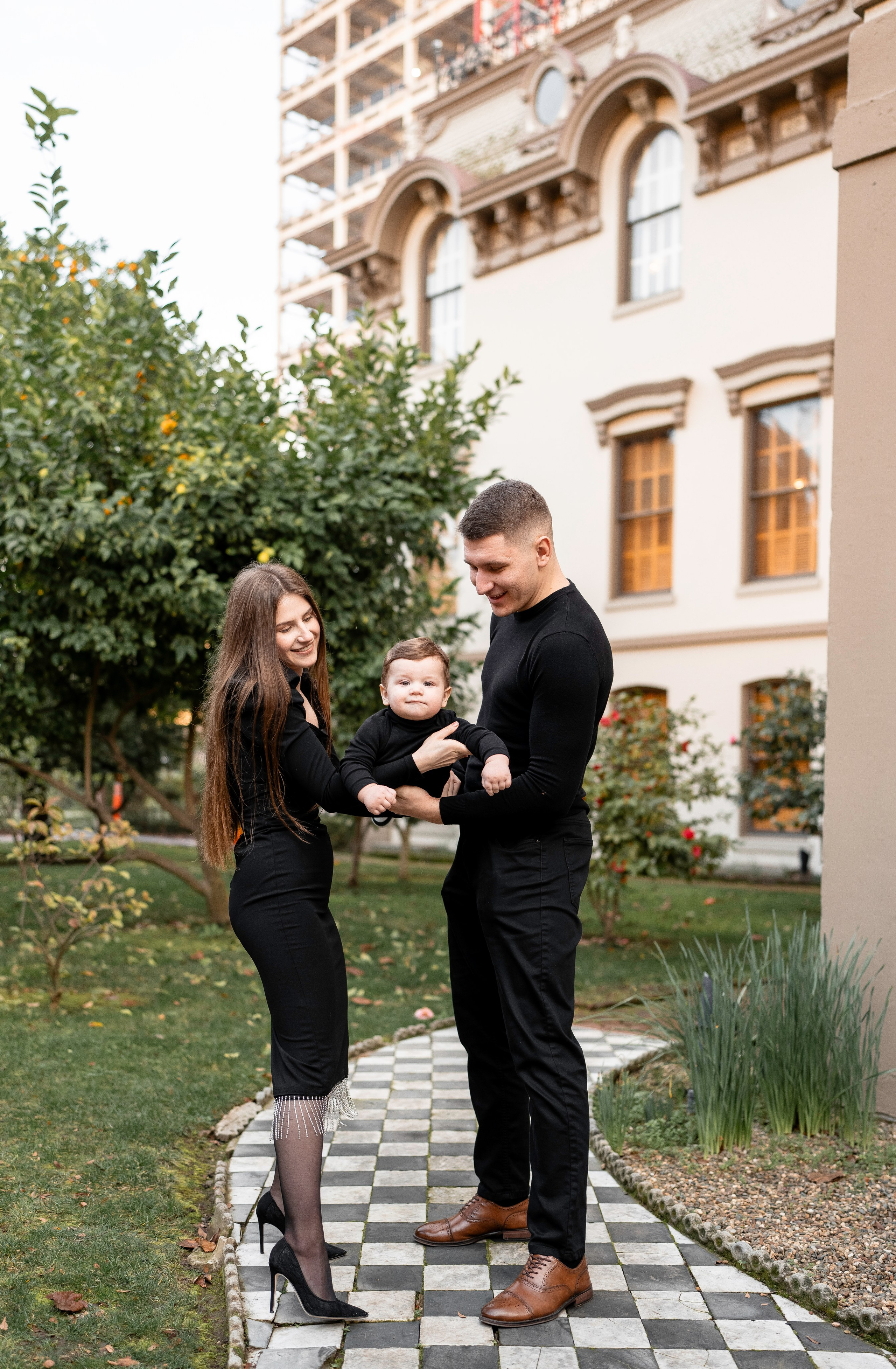 Artem, Nadia & Elisha. Family photographer in Sacramento | Sofia Pavenko