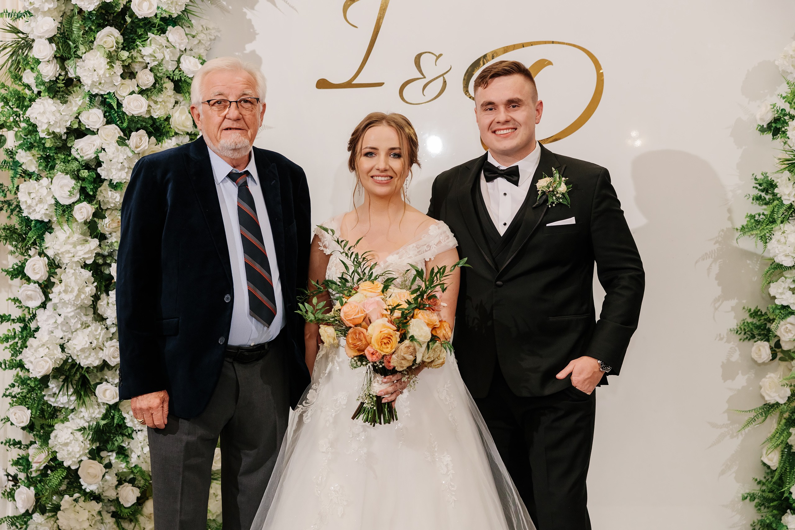 05.10.2024 Wedding. Wedding family event photographer in Chicago Nick Yushevich