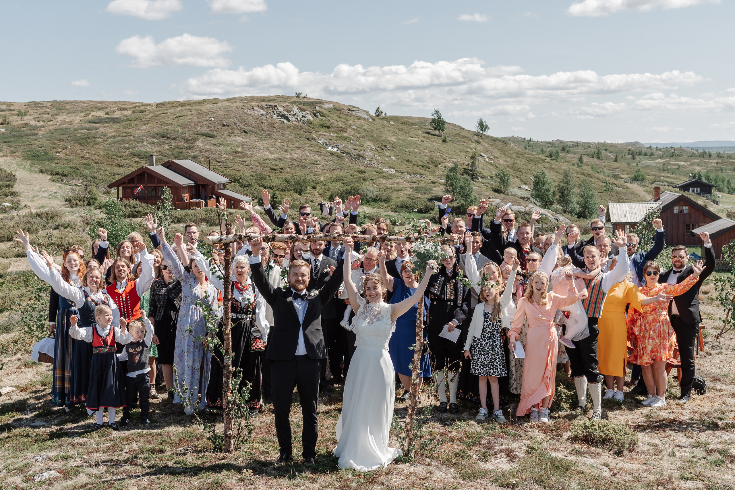 LINE & KRISTIAN. HOME