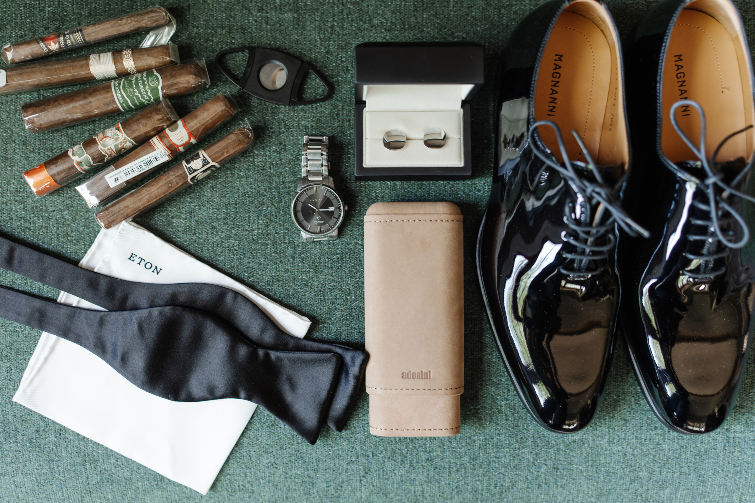 LINE & KRISTIAN. HOME