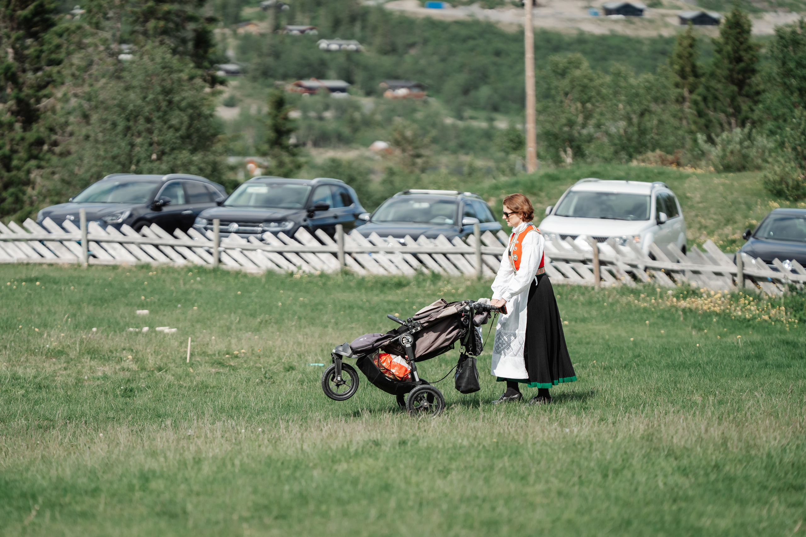 LINE & KRISTIAN. HOME