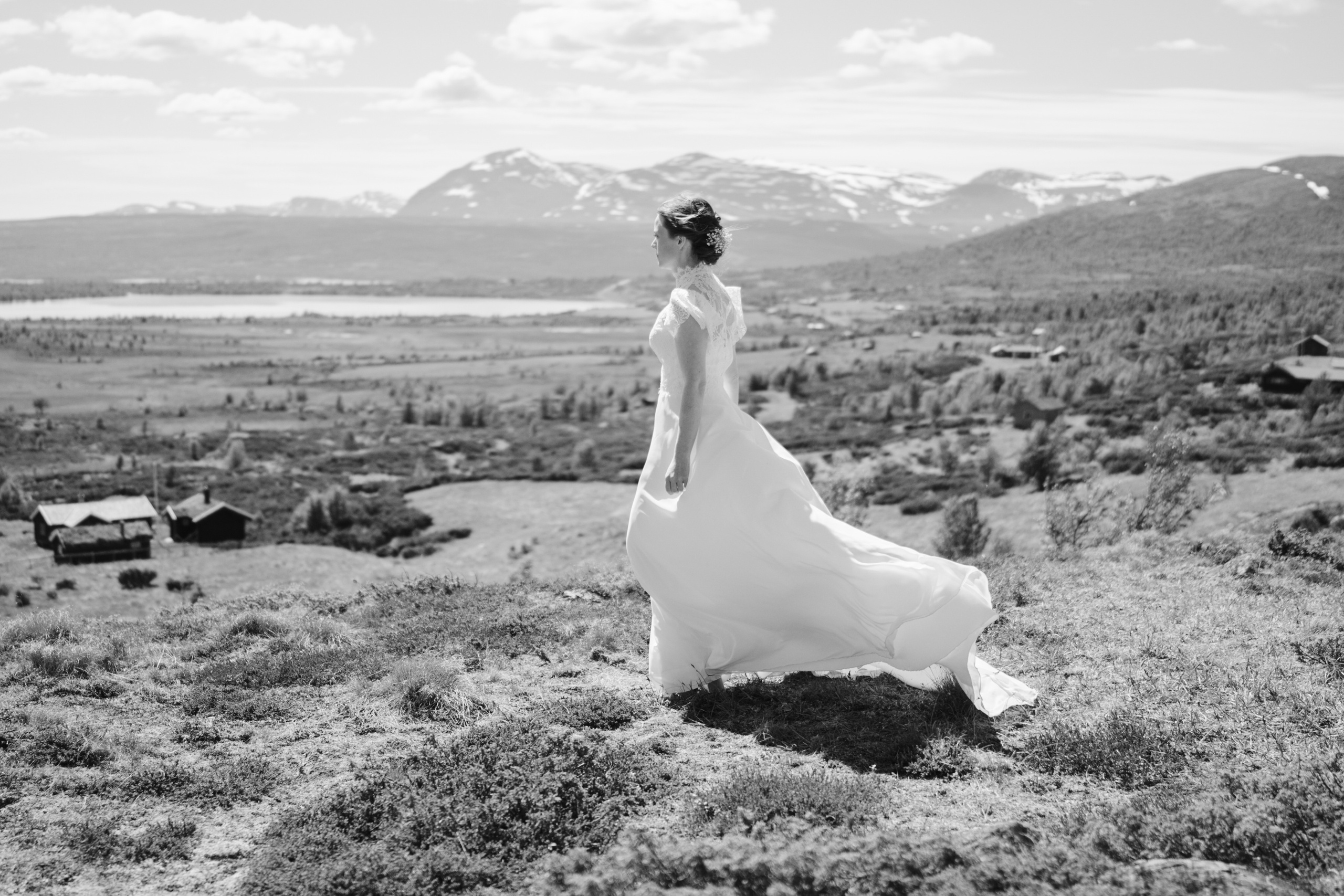 LINE & KRISTIAN. HOME