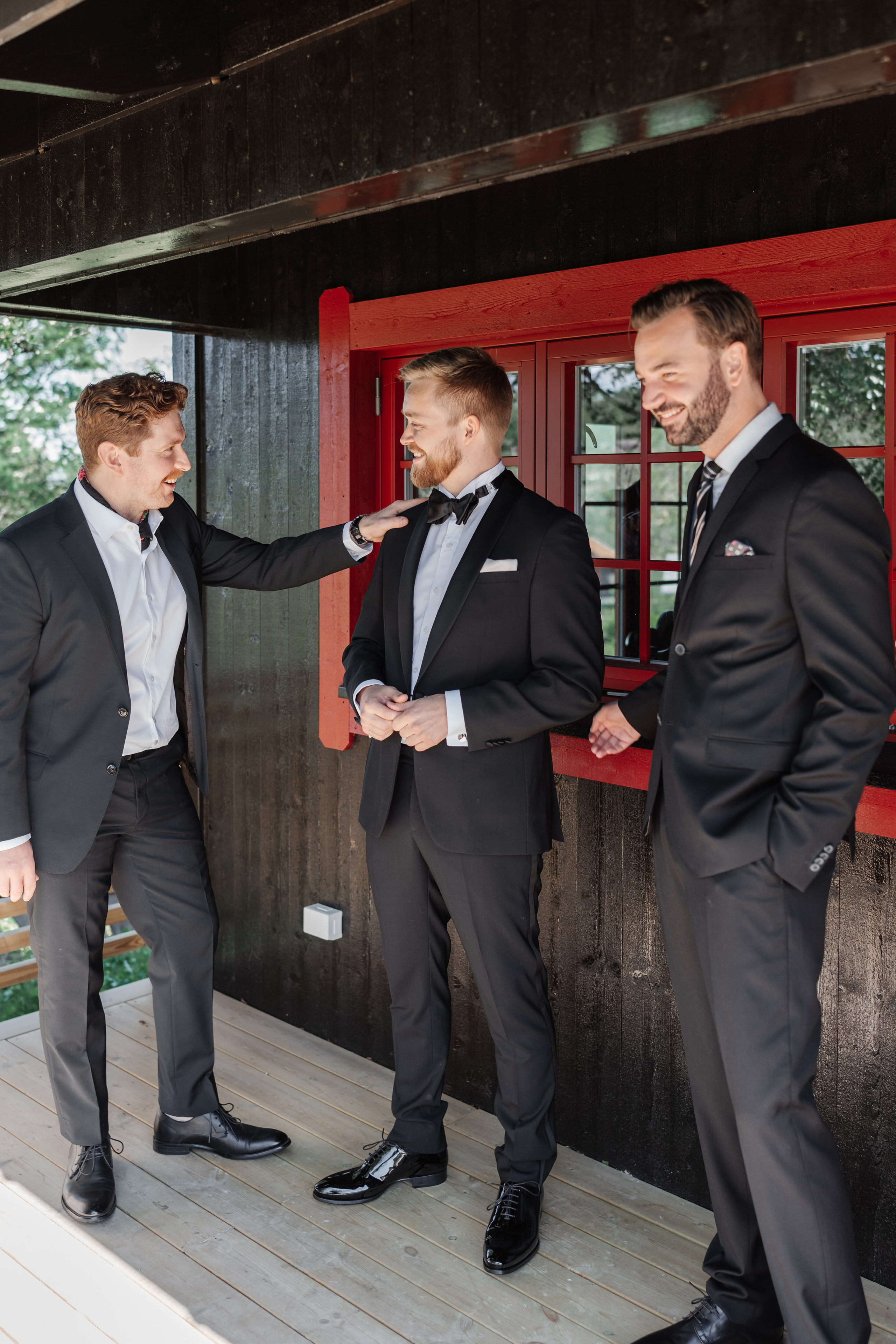 LINE & KRISTIAN. HOME