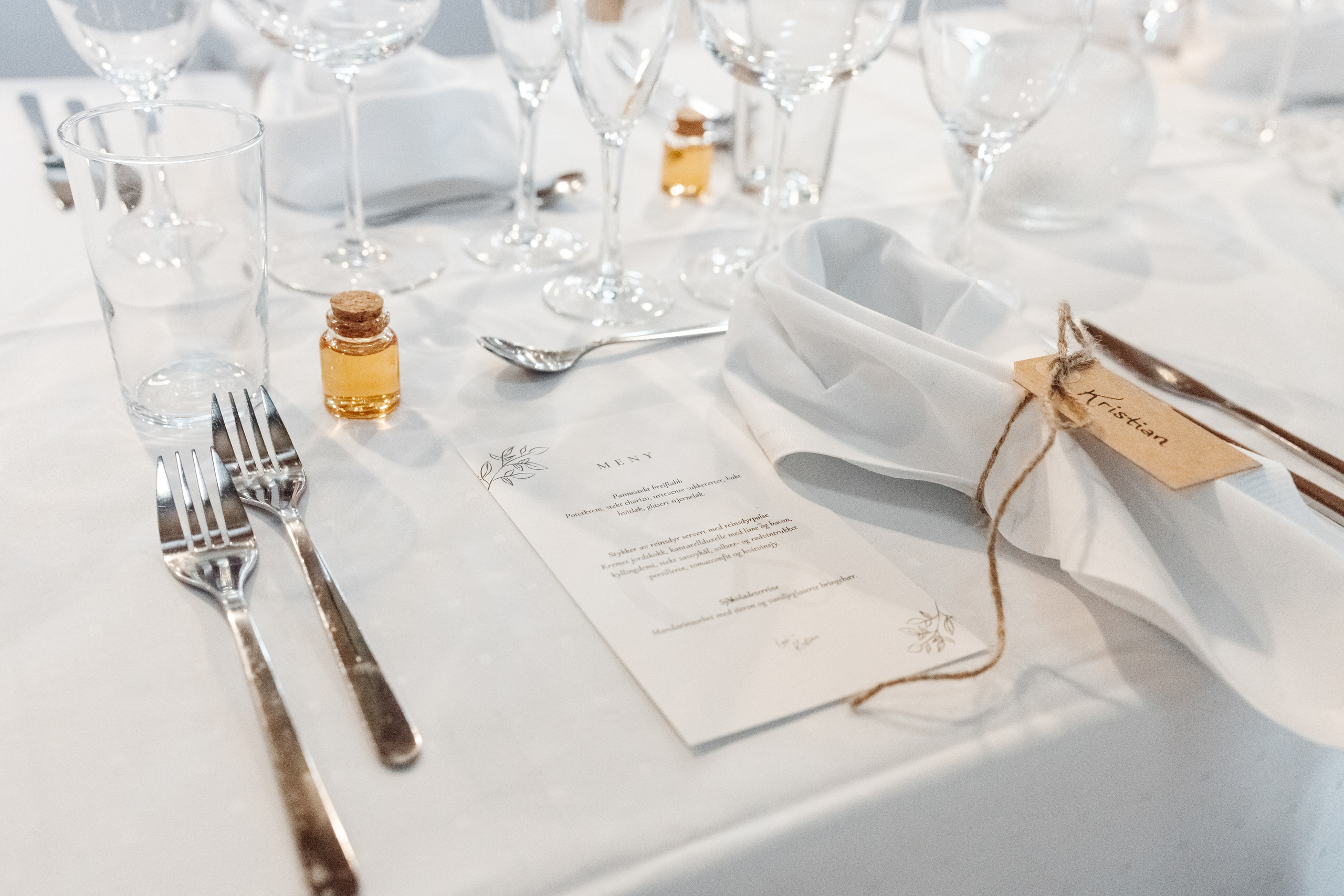 LINE & KRISTIAN. HOME