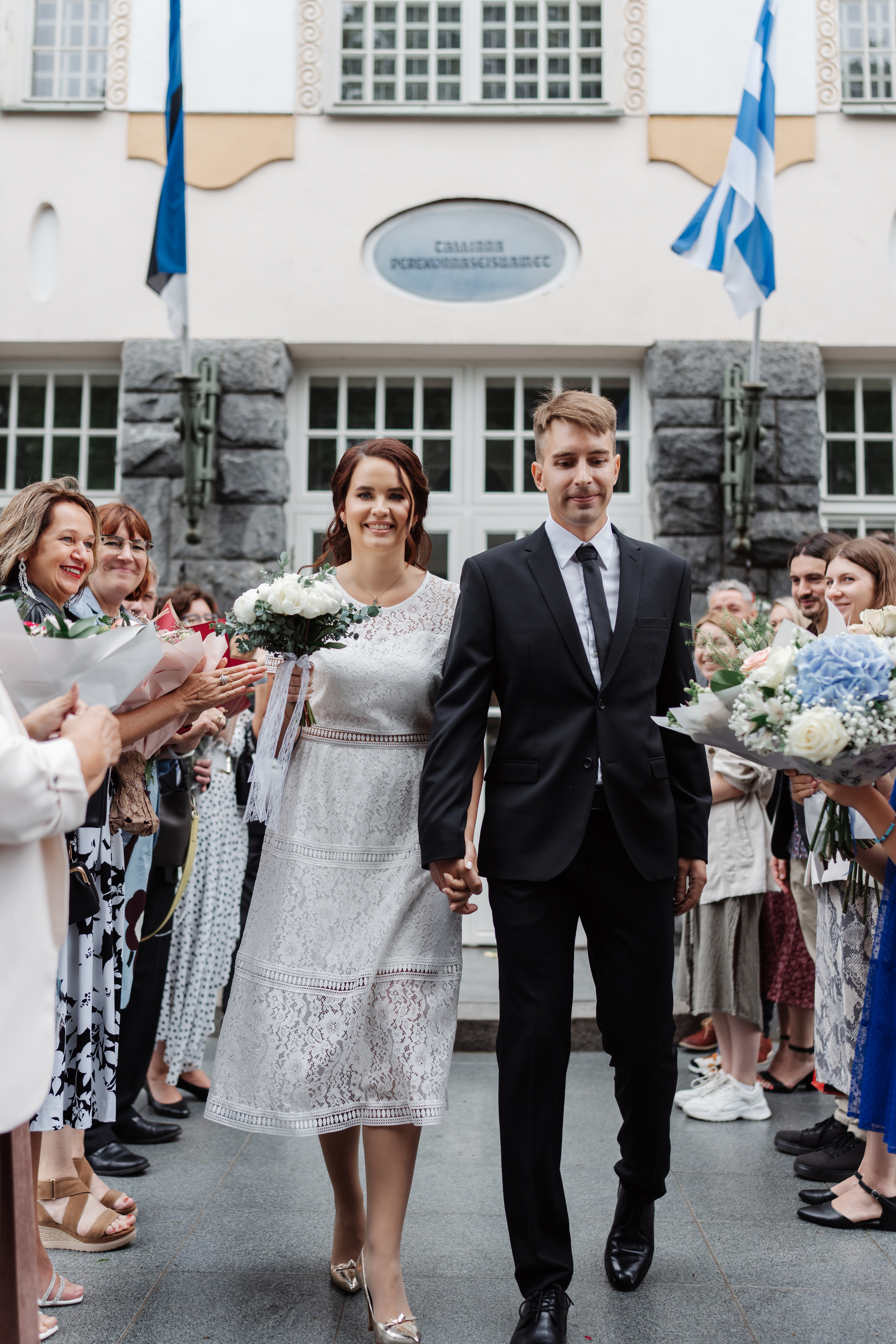 Wedding Photos & Video in Marbella, Lake Como, Tuscany & Cannes – Elegant & Timeless. Wedding Photographer in Marbella, Como, Tuscany, Cannes