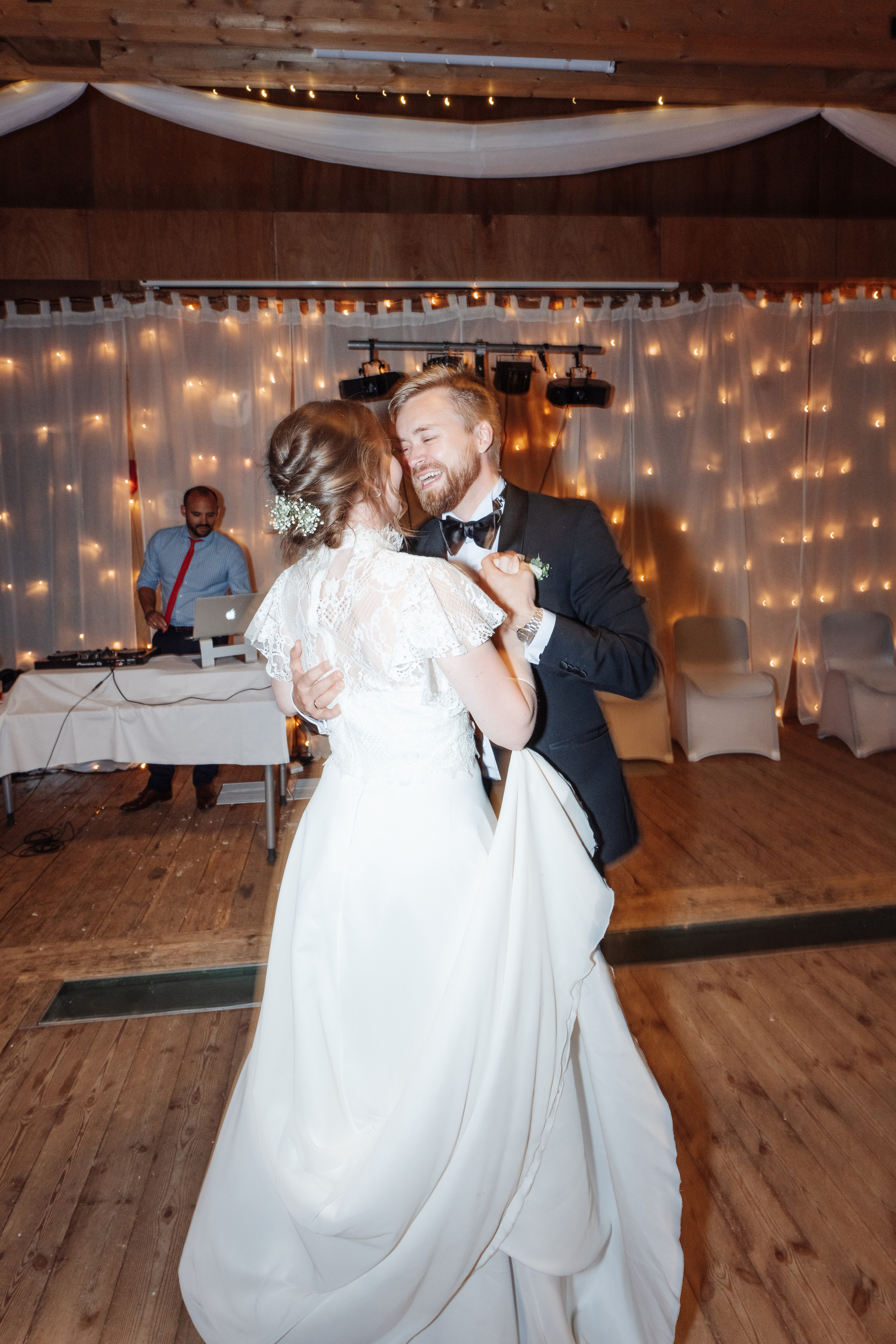 LINE & KRISTIAN. HOME