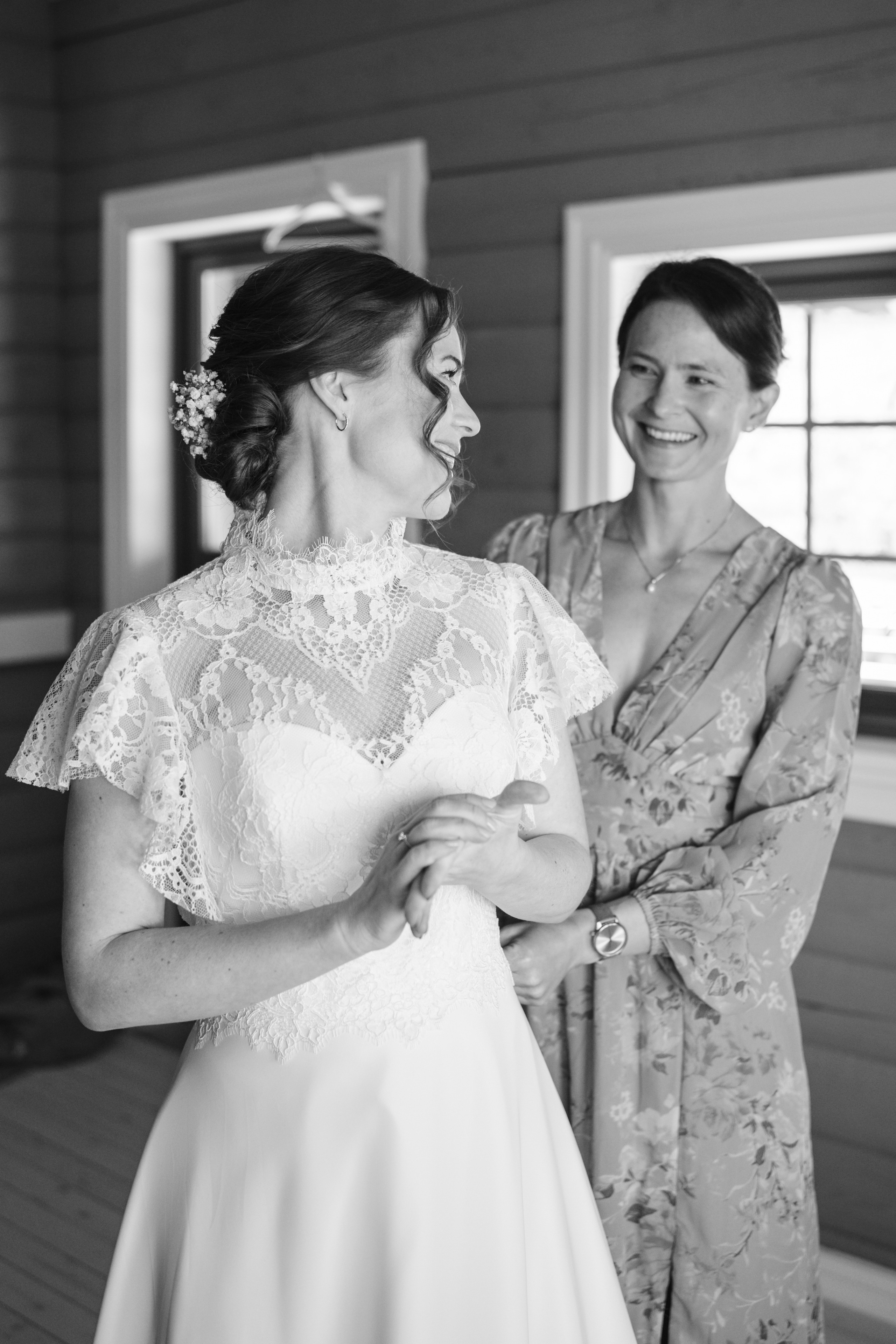 LINE & KRISTIAN. HOME