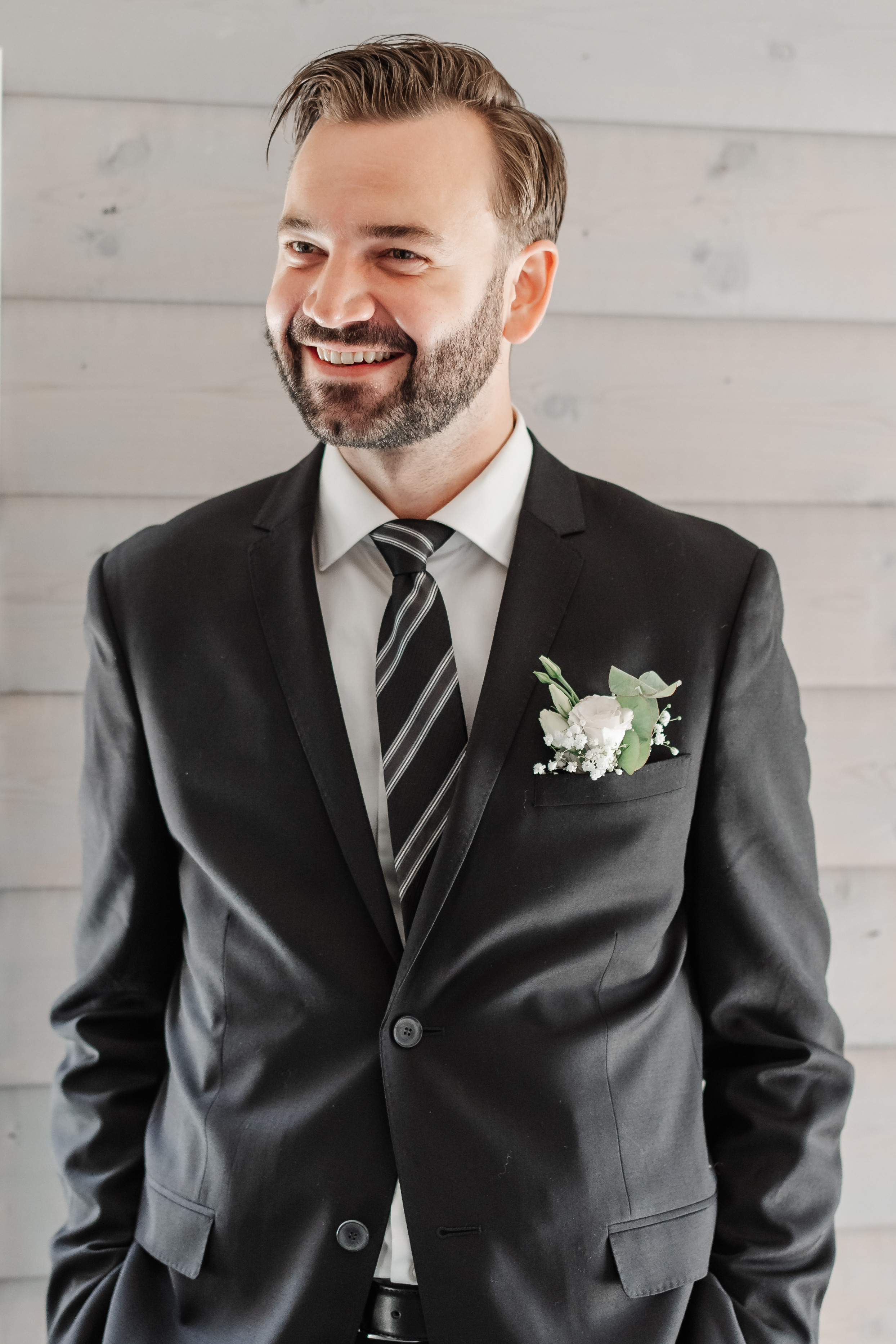 LINE & KRISTIAN. HOME