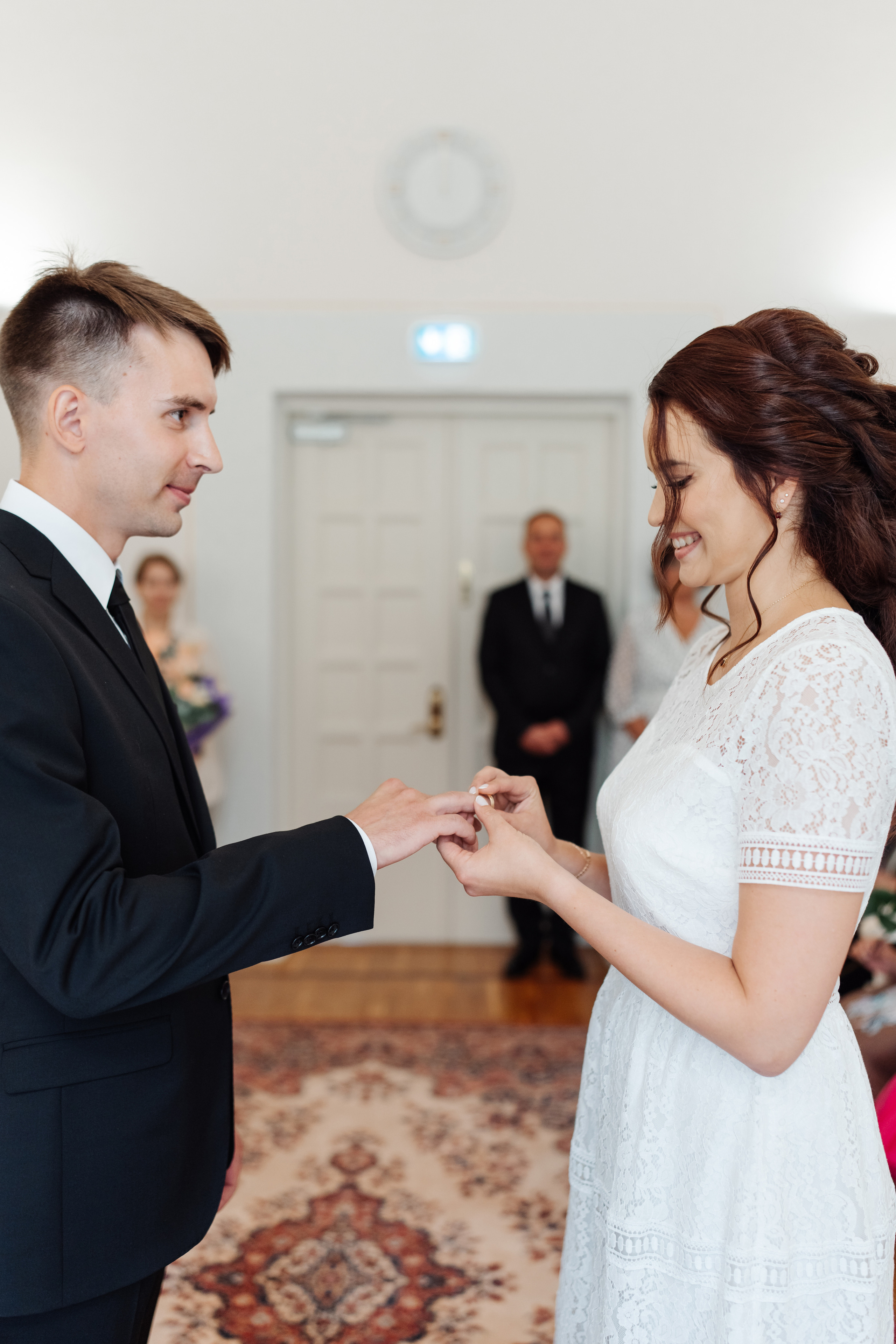 Wedding Photos & Video in Marbella, Lake Como, Tuscany & Cannes – Elegant & Timeless. Wedding Photographer in Marbella, Como, Tuscany, Cannes