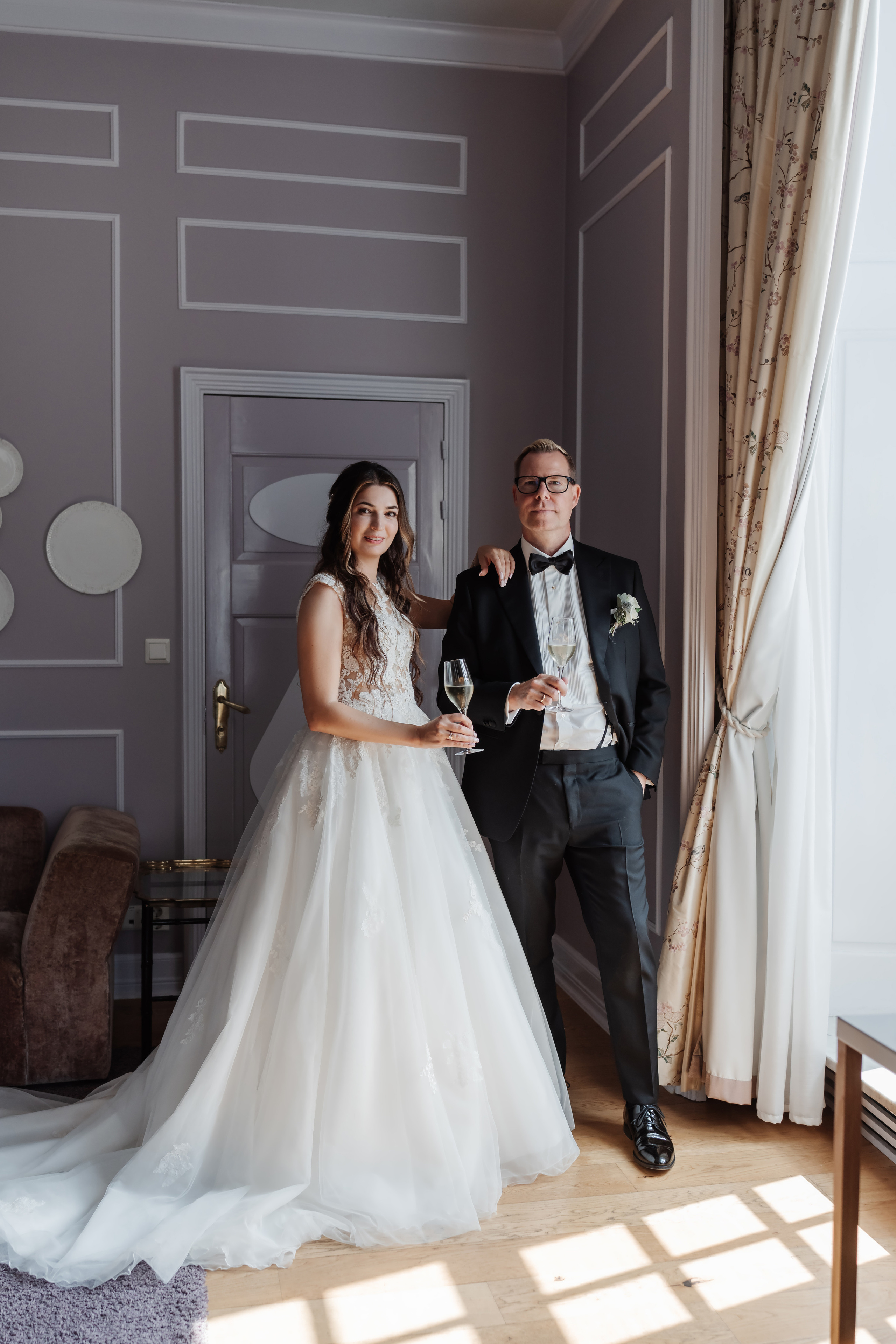 THOMAS & NATALYA. HOME