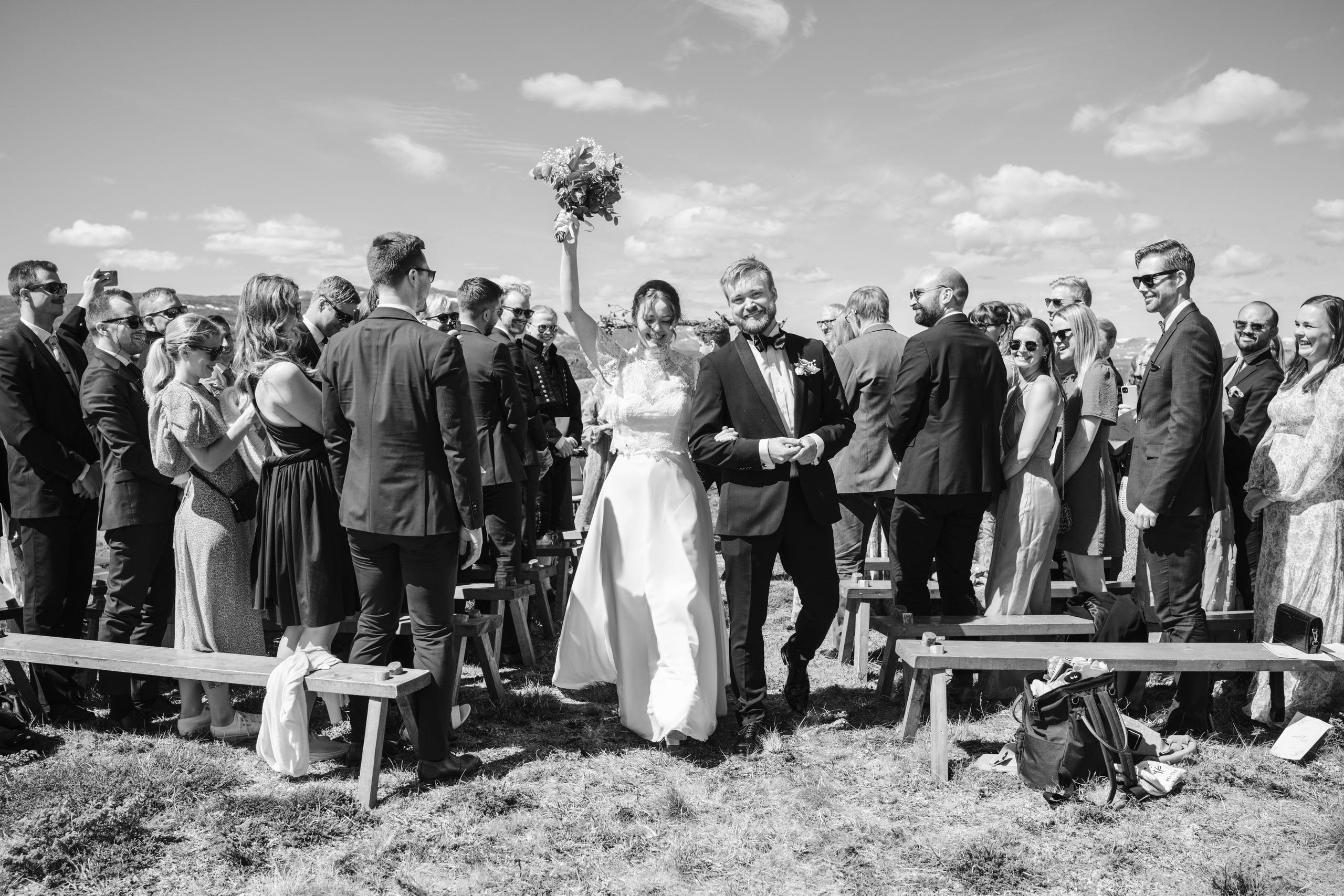 LINE & KRISTIAN. HOME