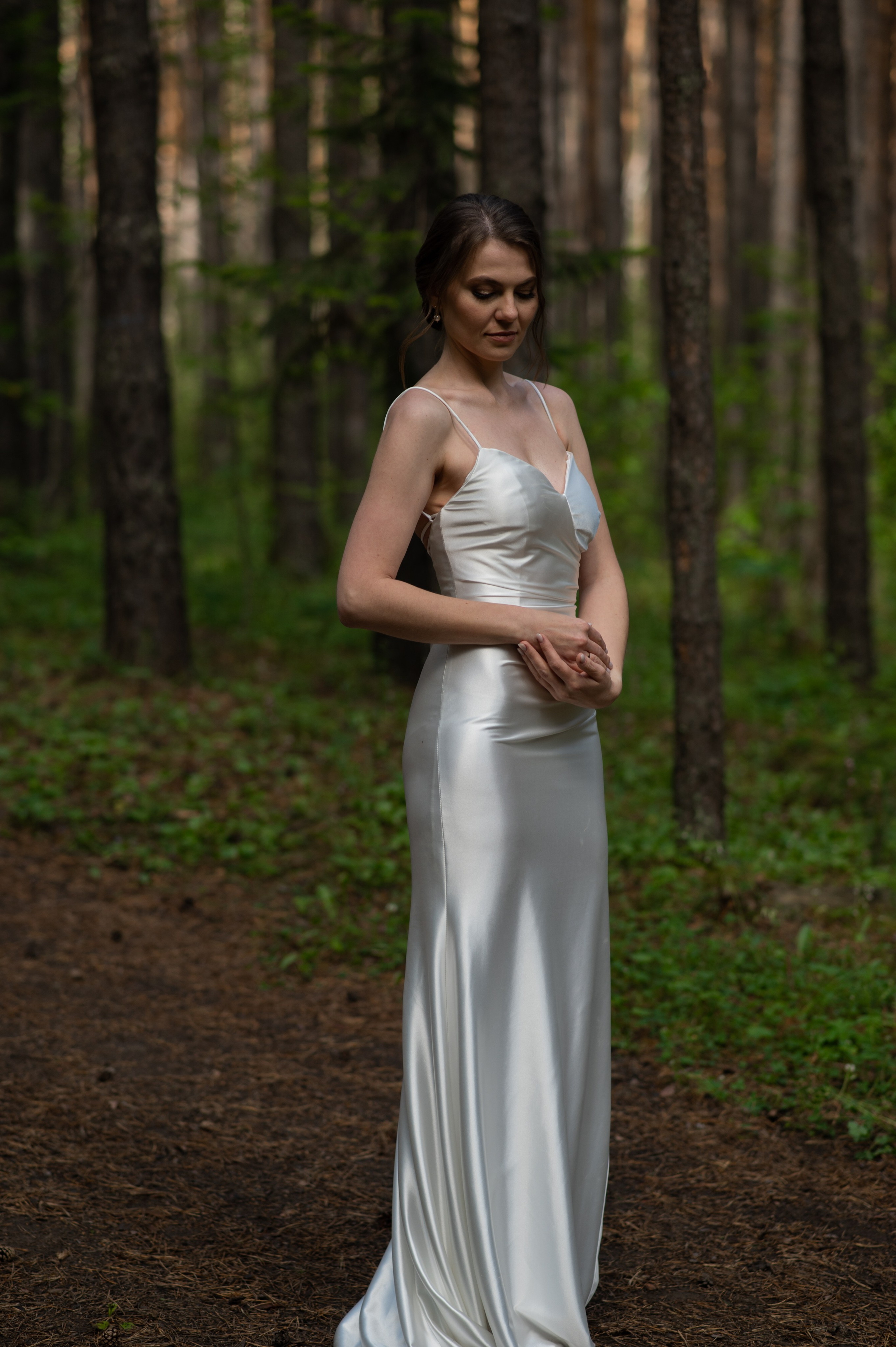 Light. Wedding and commercial photographer